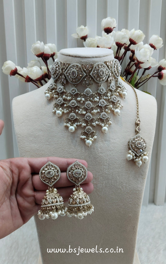 White Antique Gold Choker Jewellery Pardeep Set