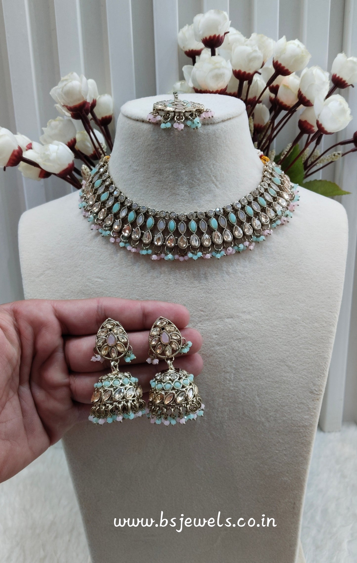 Mint Pink Antique Gold Necklace Jewellery Gora Set