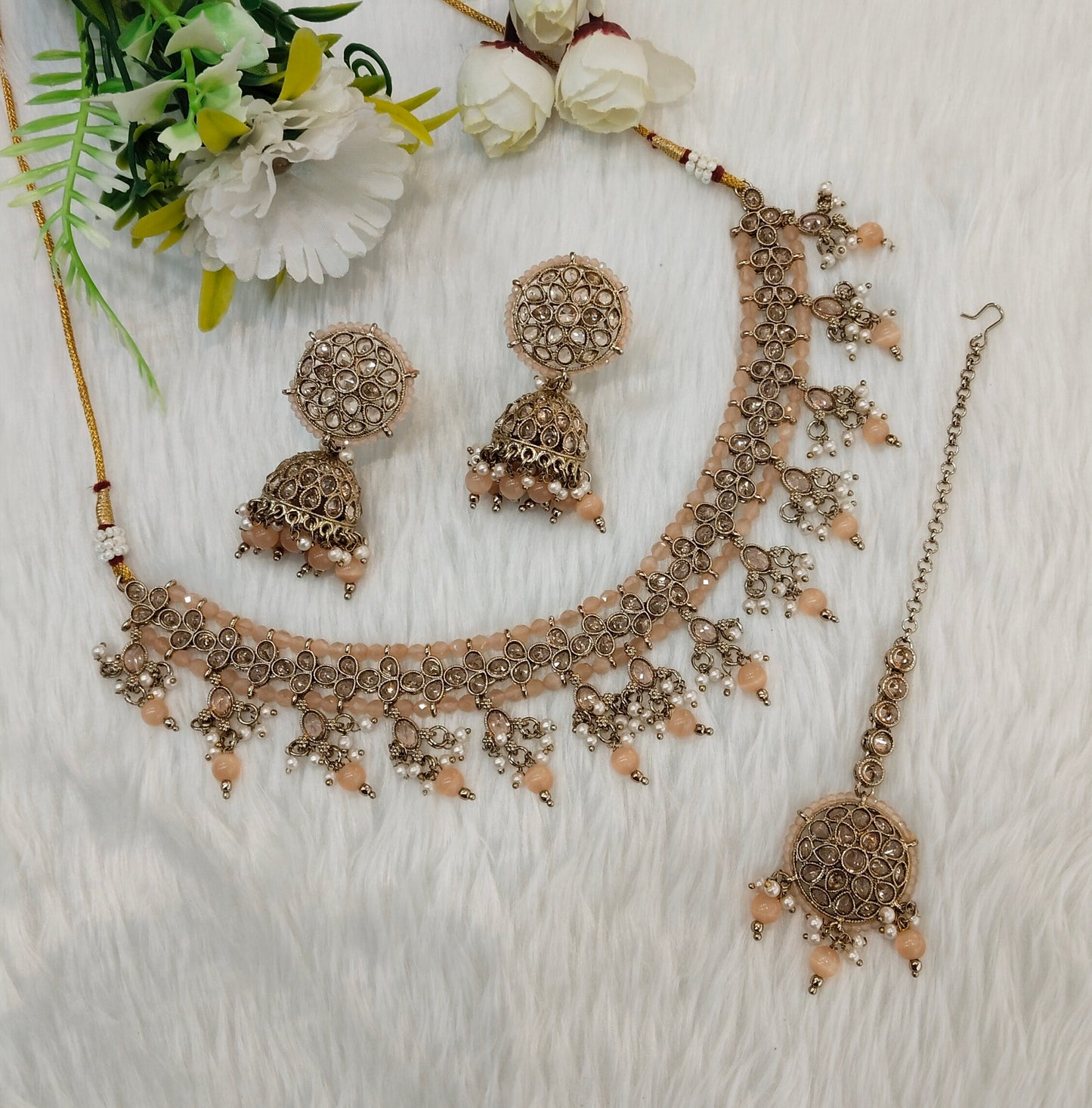 Peach Antique Gold Necklace Jewellery Rami Set