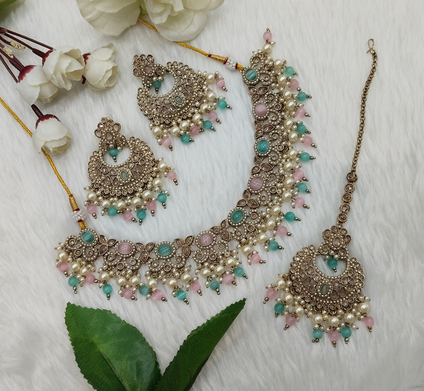 Mint Pink Antique Gold Necklace Jewellery Mangu Set