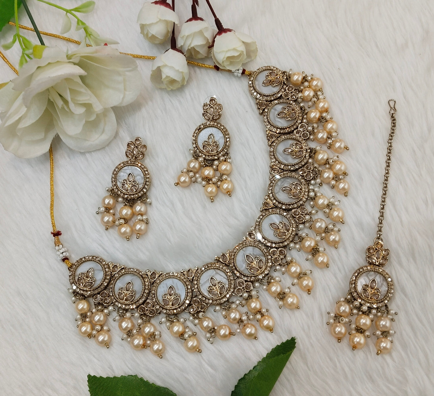 Antique Gold Necklace Jewellery Daisy Set