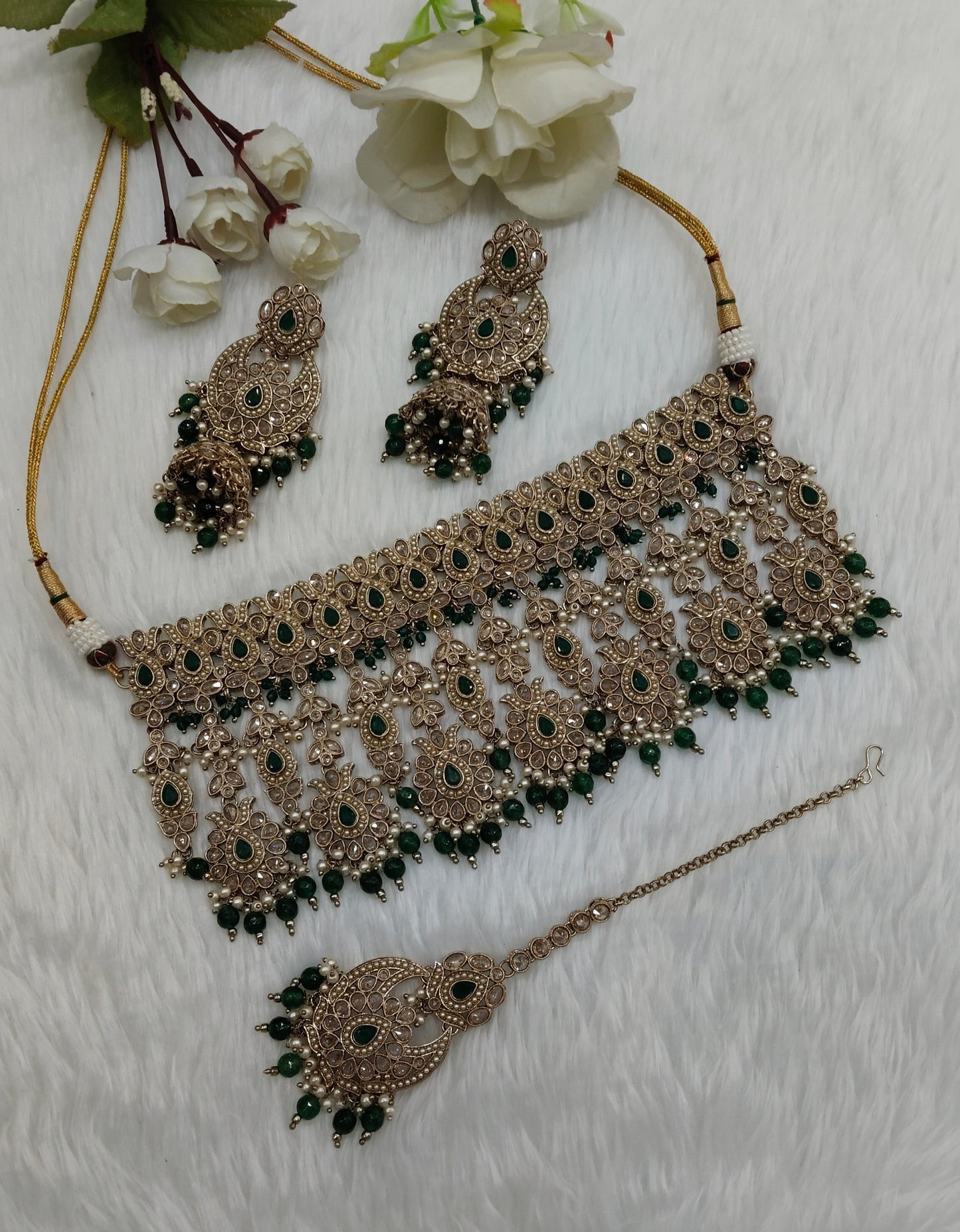 Green Antique Gold Choker Jewellery Morha Set