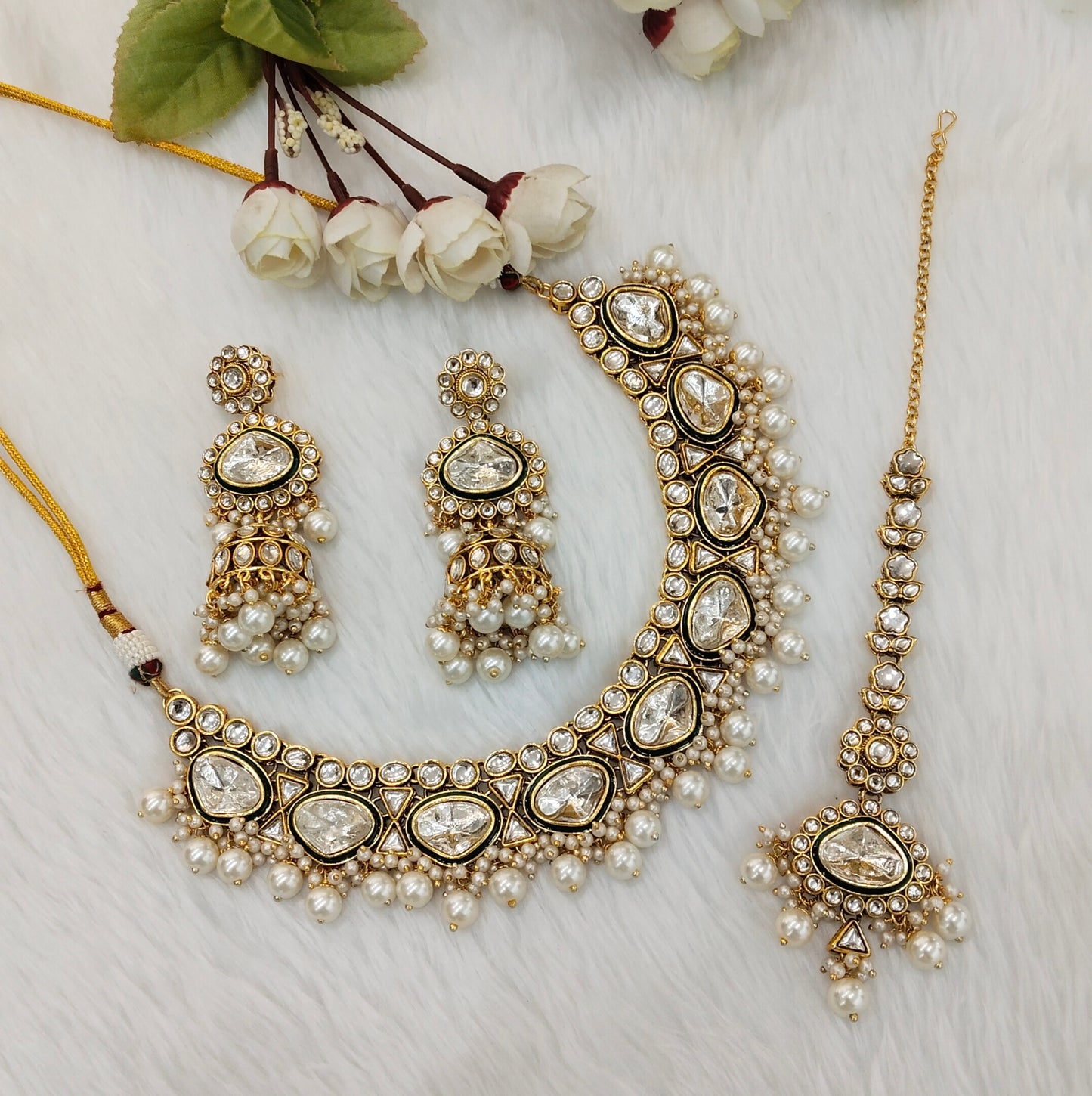 Green Kundan Necklace Jewellery Heli Set