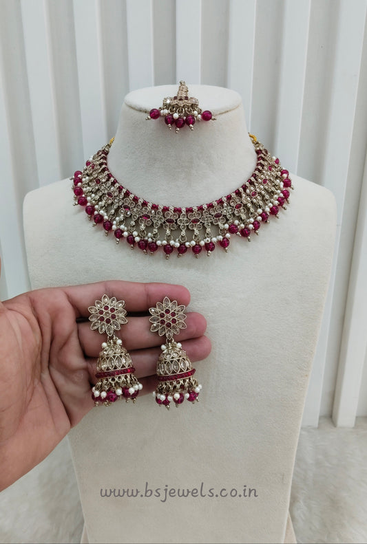 Majenta Antique Gold Necklace Jewellery Gurjot Set