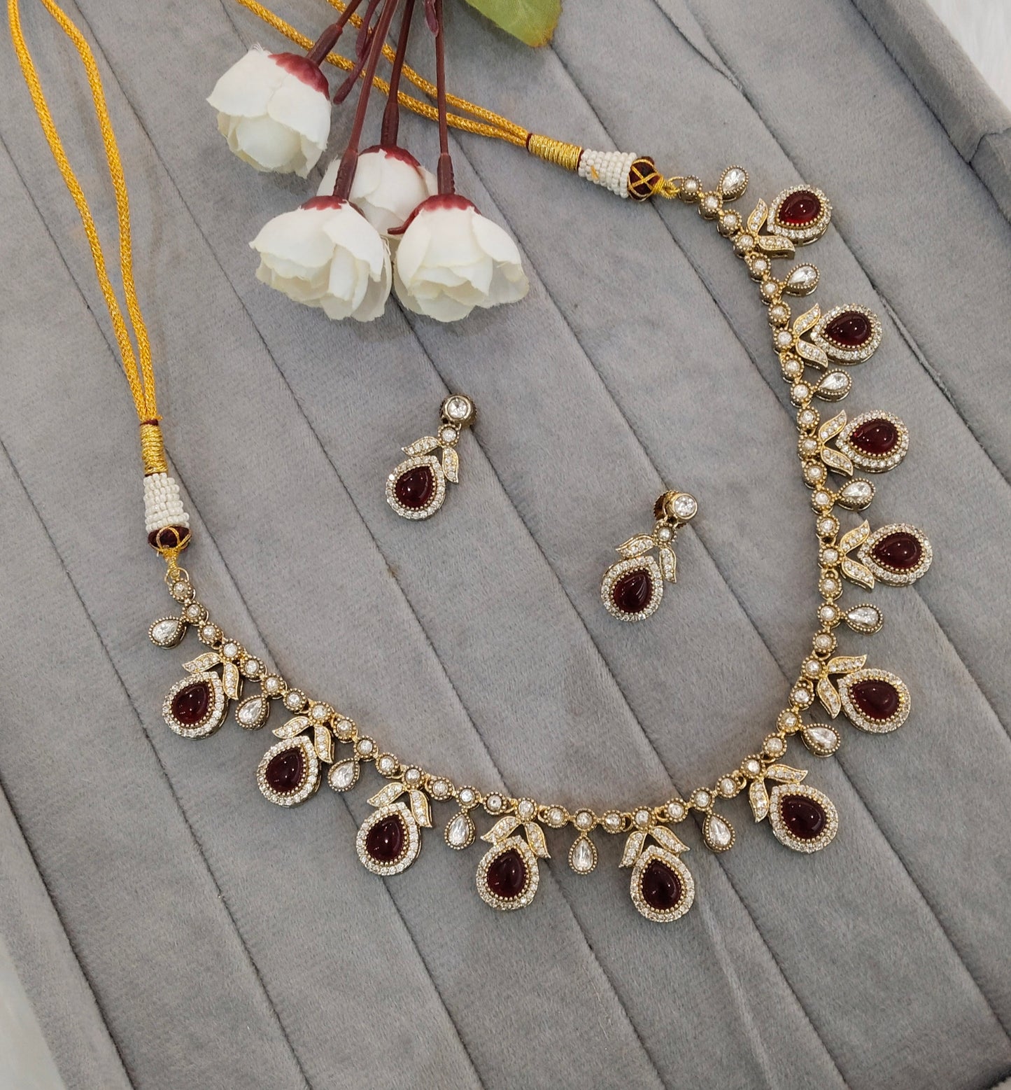 Maroon Gold Moissanite Kundan Necklace Jewellery Barkat Set