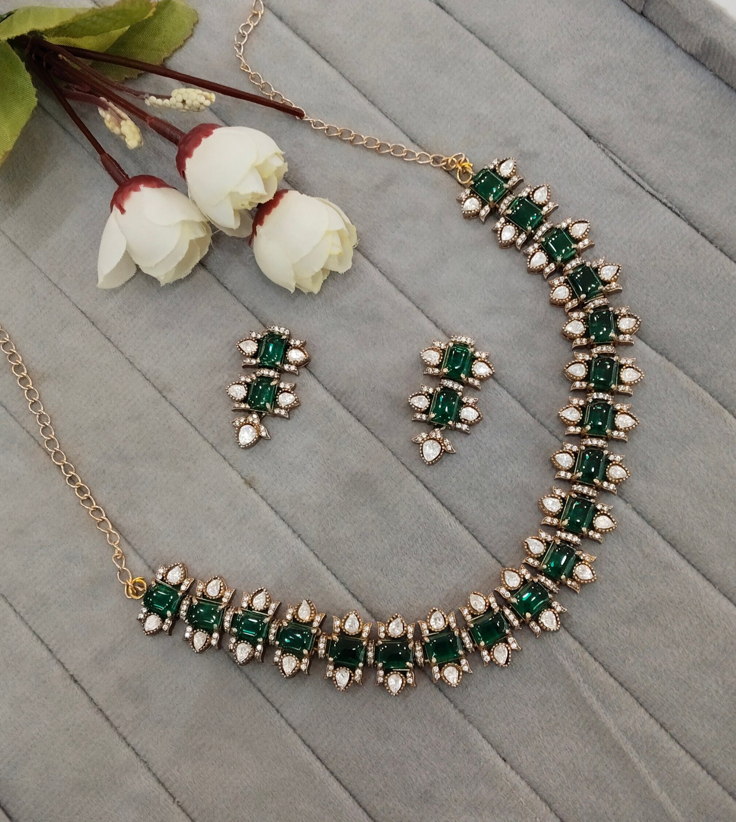 Green Gold Moissanite Kundan Necklace Jewellery Indofarm Set