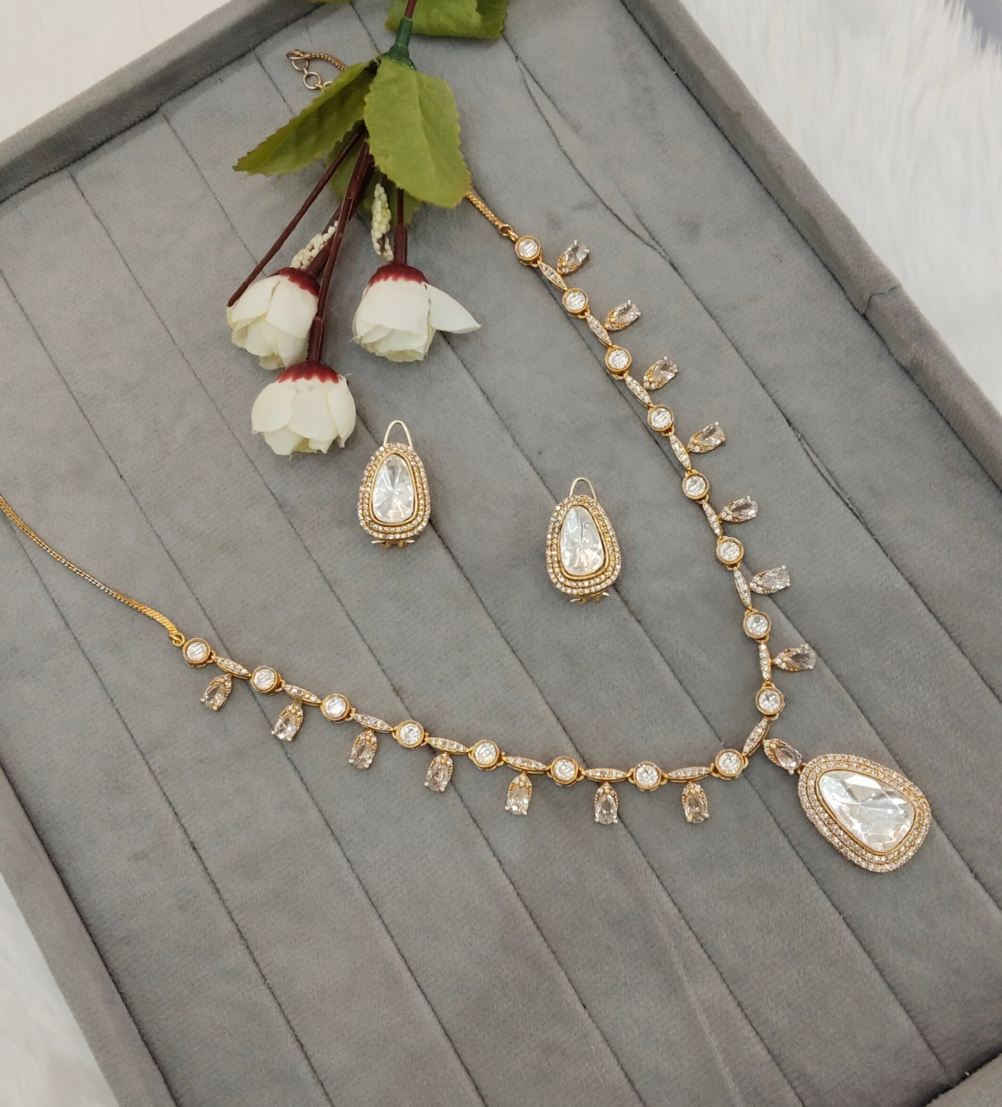 White Gold Moissanite Kundan Necklace Jewellery Indofarm Set