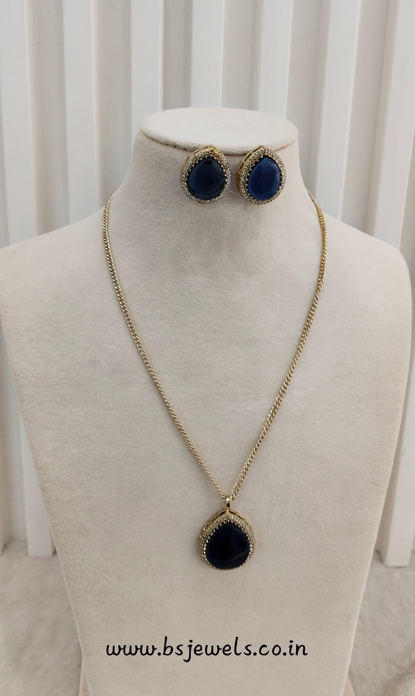Blue Gold Moissanite Kundan Necklace Jewellery Avenger Chain Set