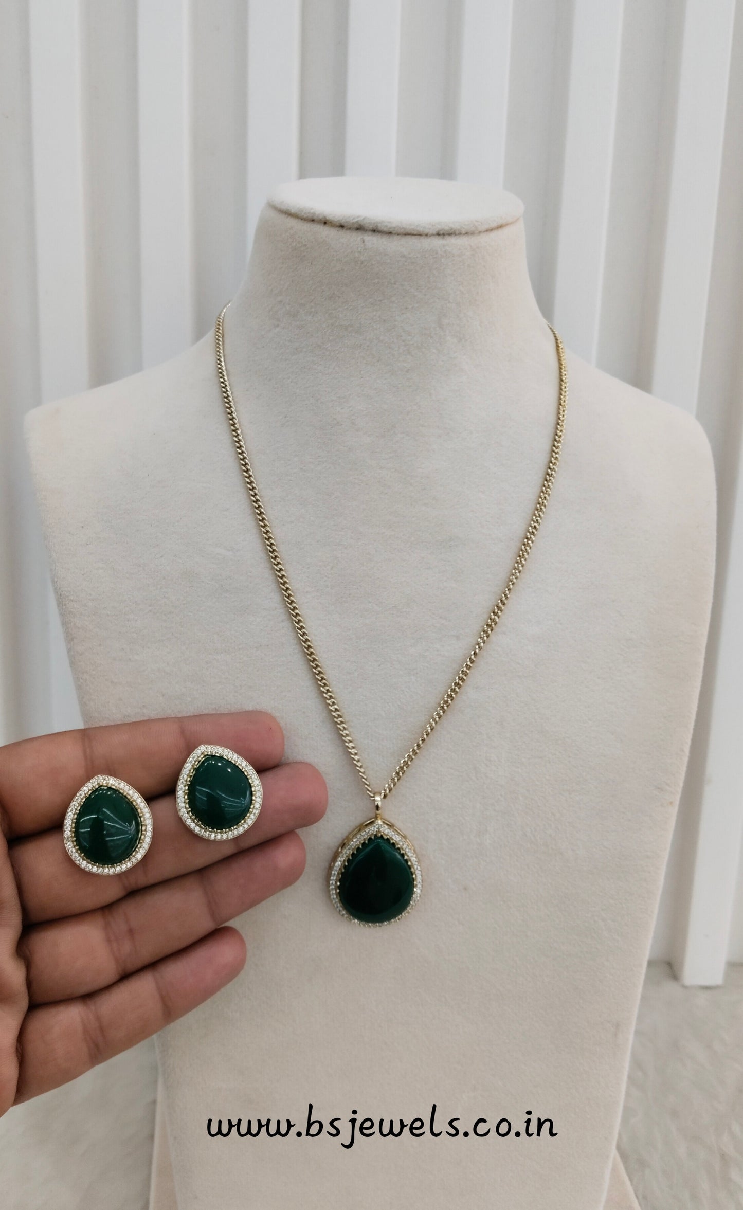 Green Gold Moissanite Kundan Necklace Jewellery Avenger Chain Set