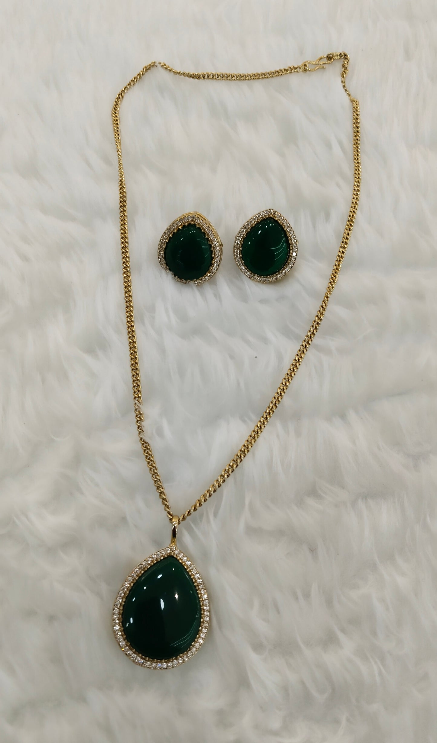 Green Gold Moissanite Kundan Necklace Jewellery Avenger Chain Set