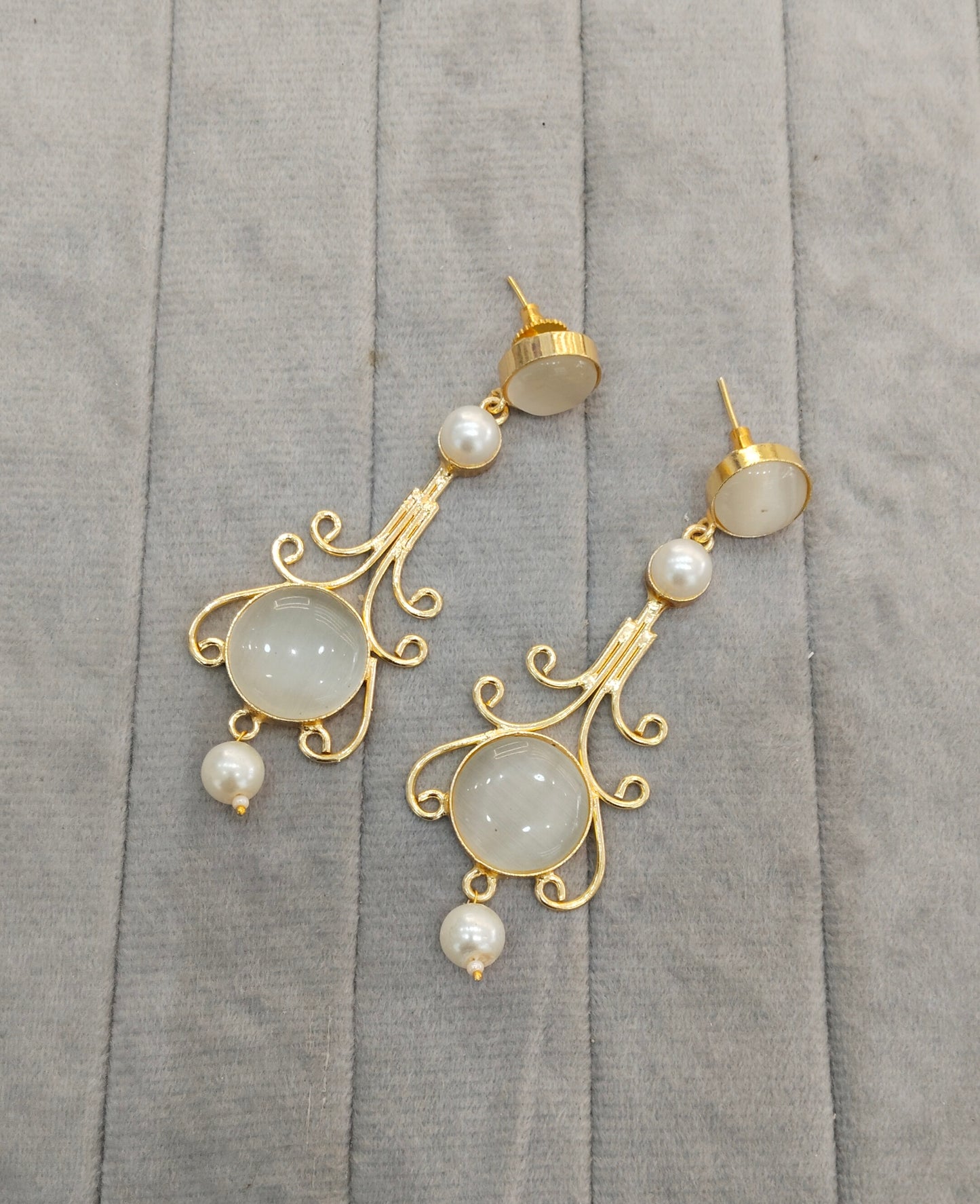 White Mother Of Pearl Bollywood Jombi Earrings