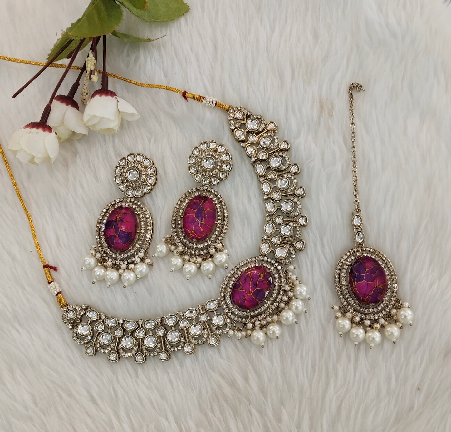 Majenta Antique Gold Kundan Necklace Jewellery Wanted Set