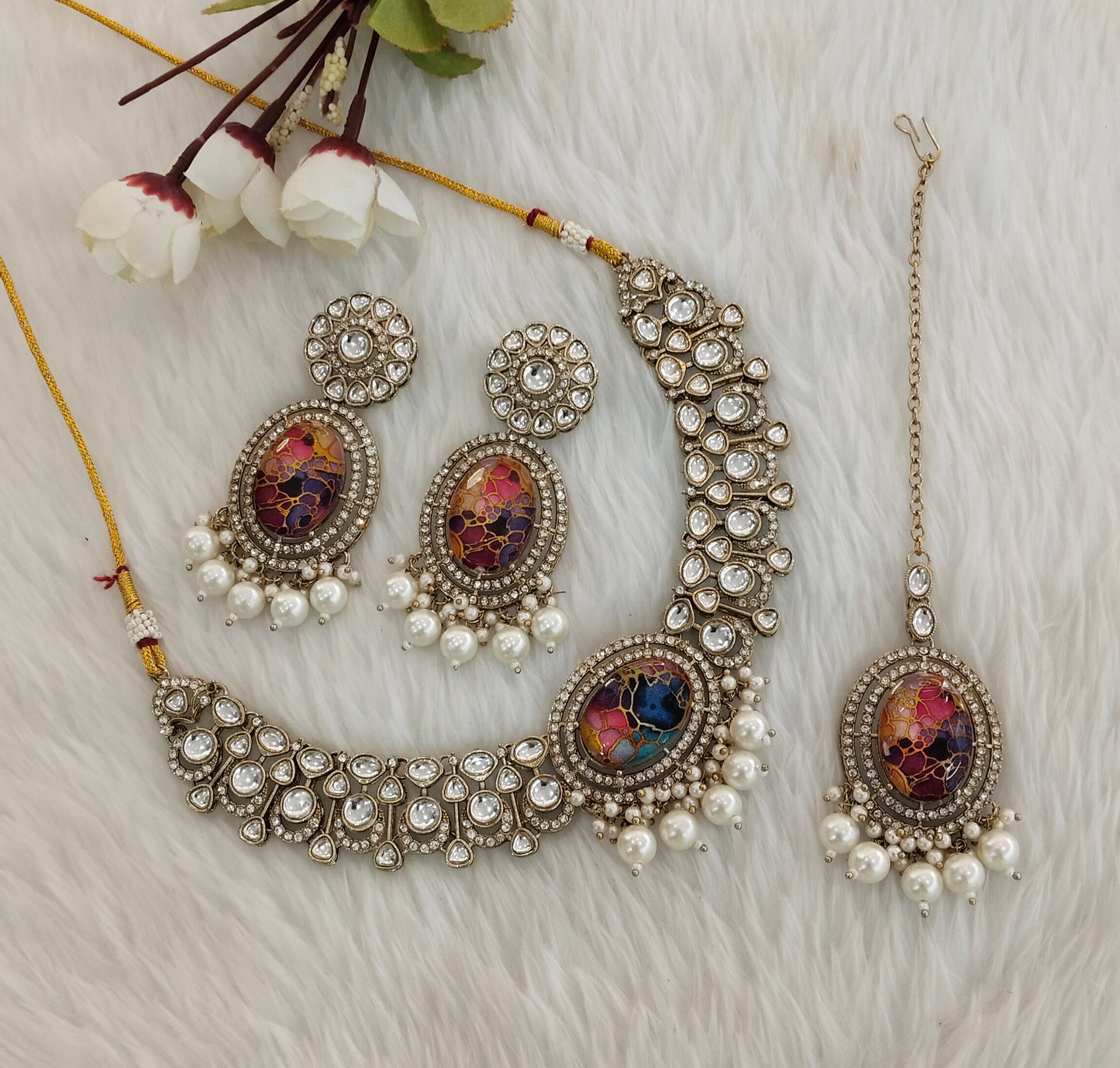 Multi Color Antique Gold Kundan Necklace Jewellery Wanted Set