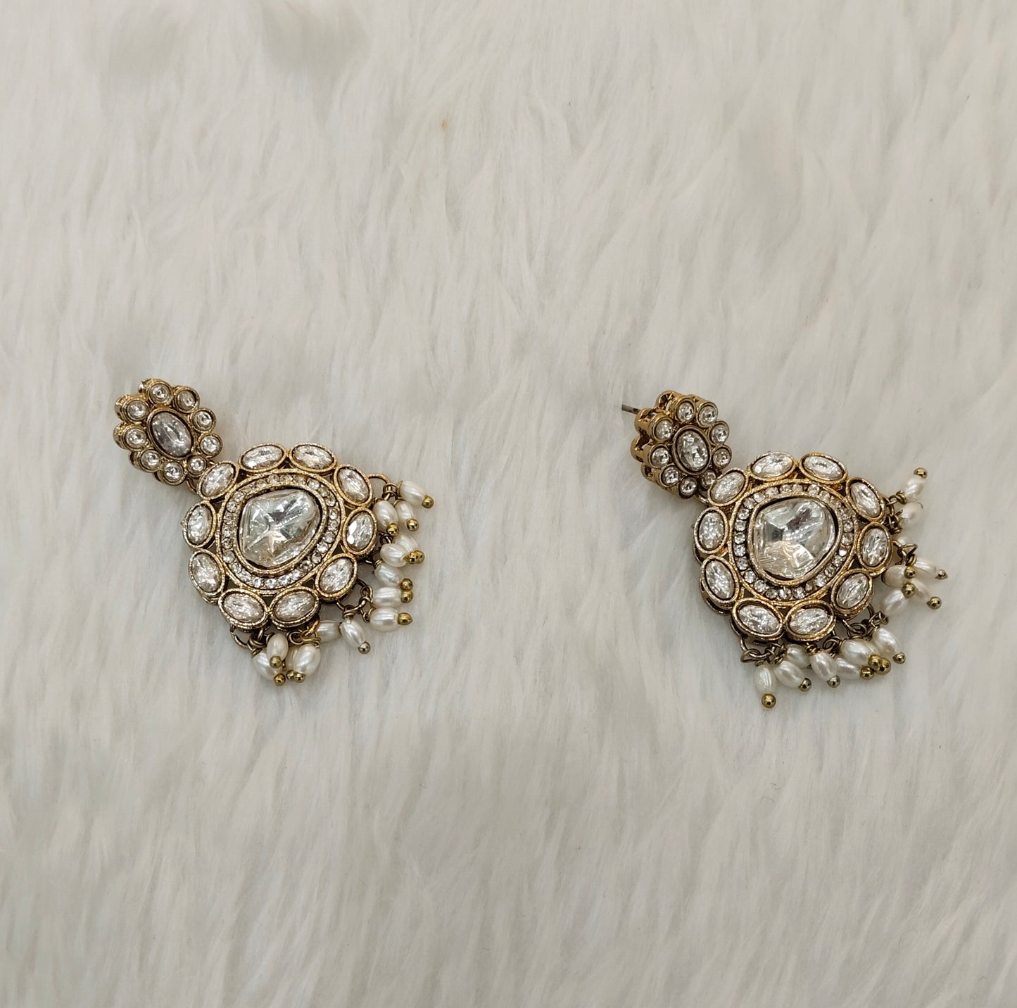 White Antique Gold Bollywood Jandu Earrings
