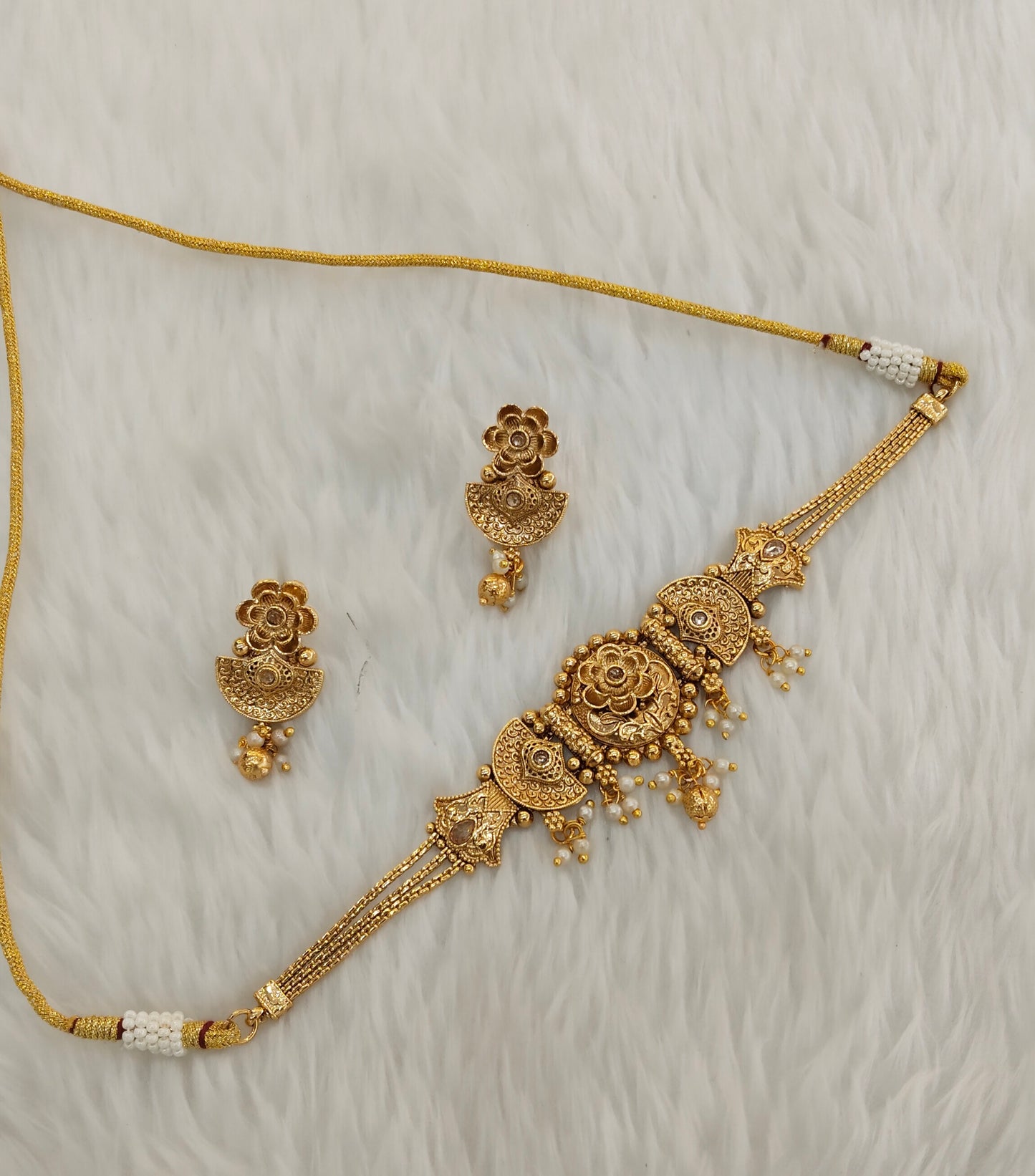 Gold Polki Choker Jewellery Bini Set