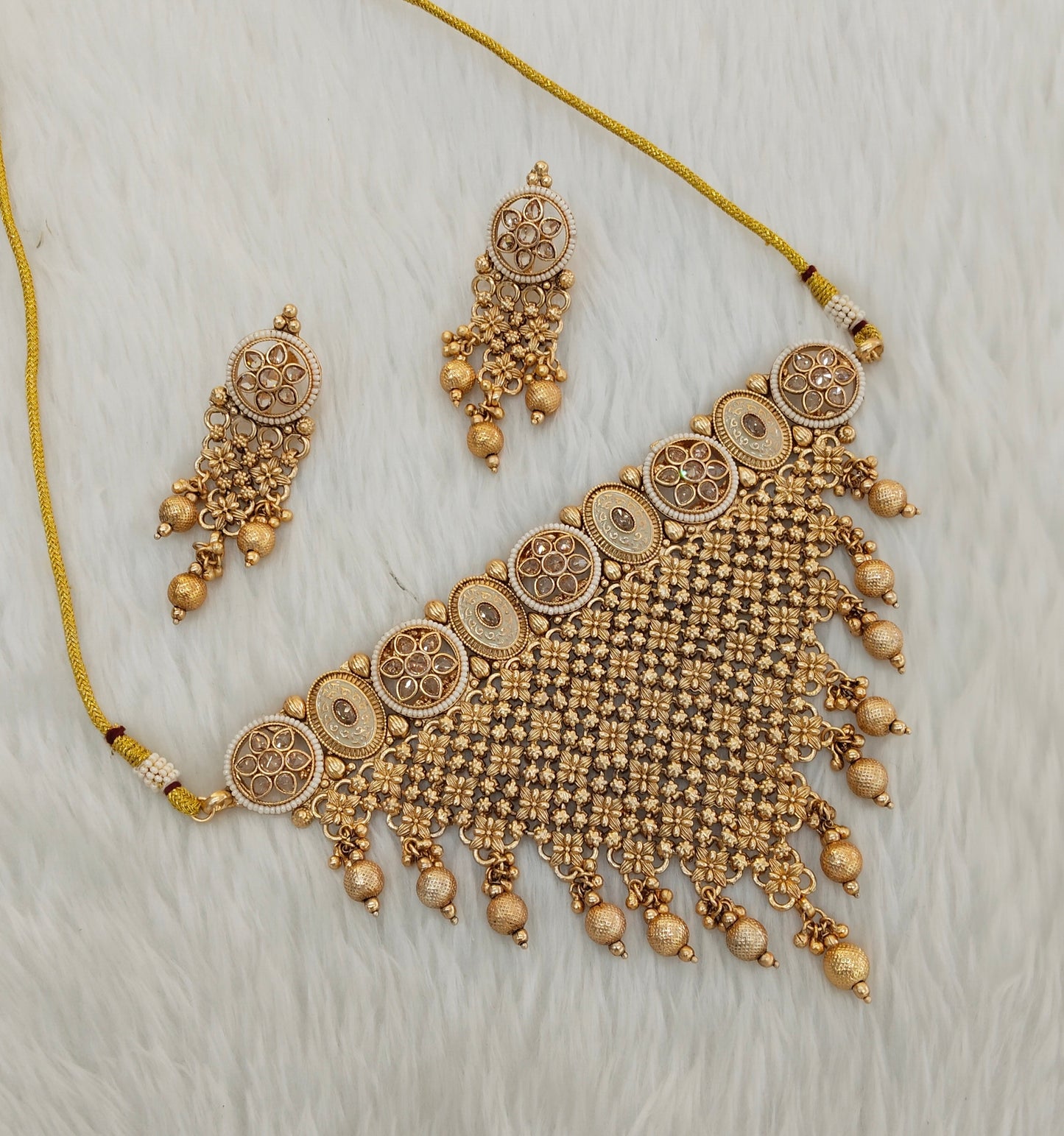 Gold Polki Choker Jewellery Bini Set