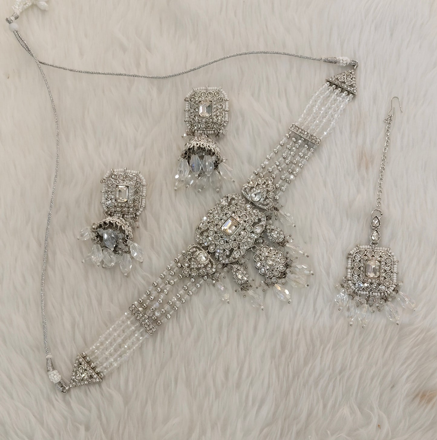 Silver White Choker Jewellery Bruit Set