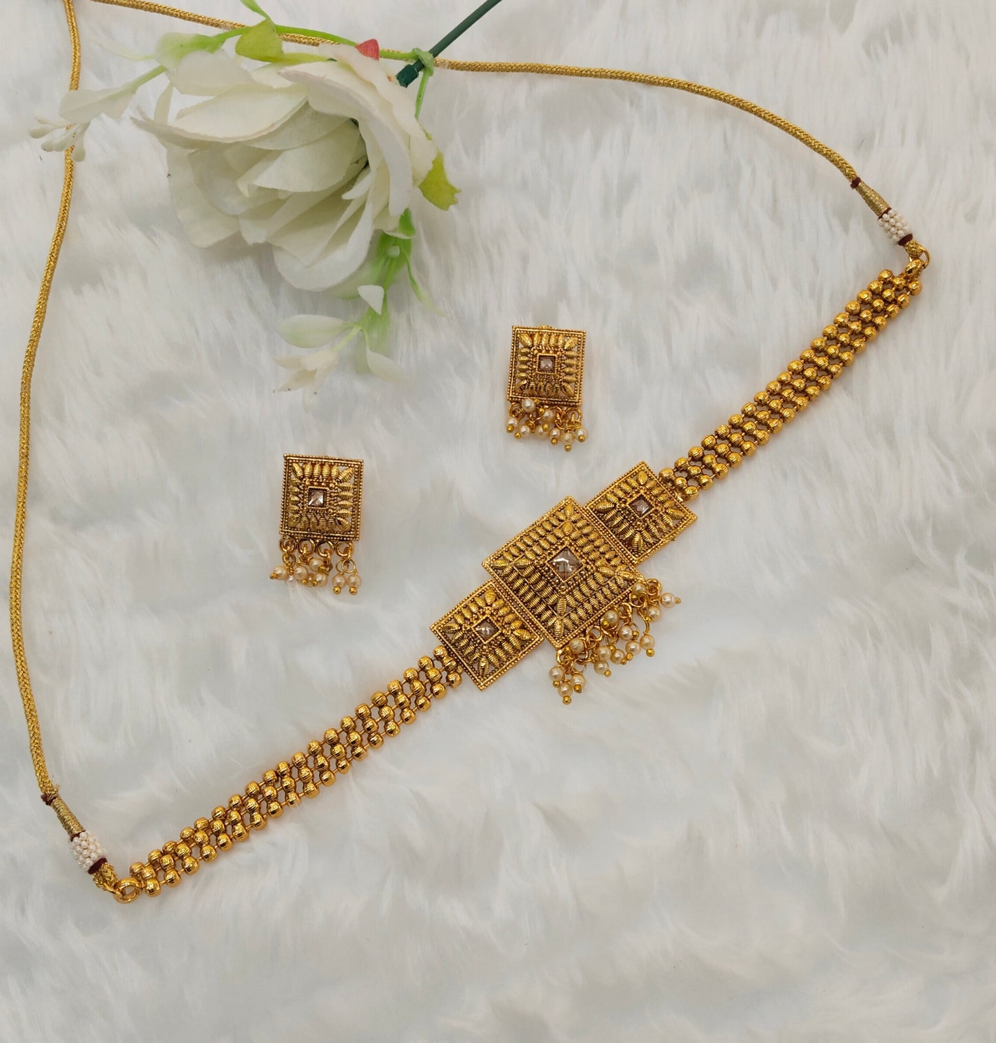 Gold Polki Choker Jewellery Bini Set