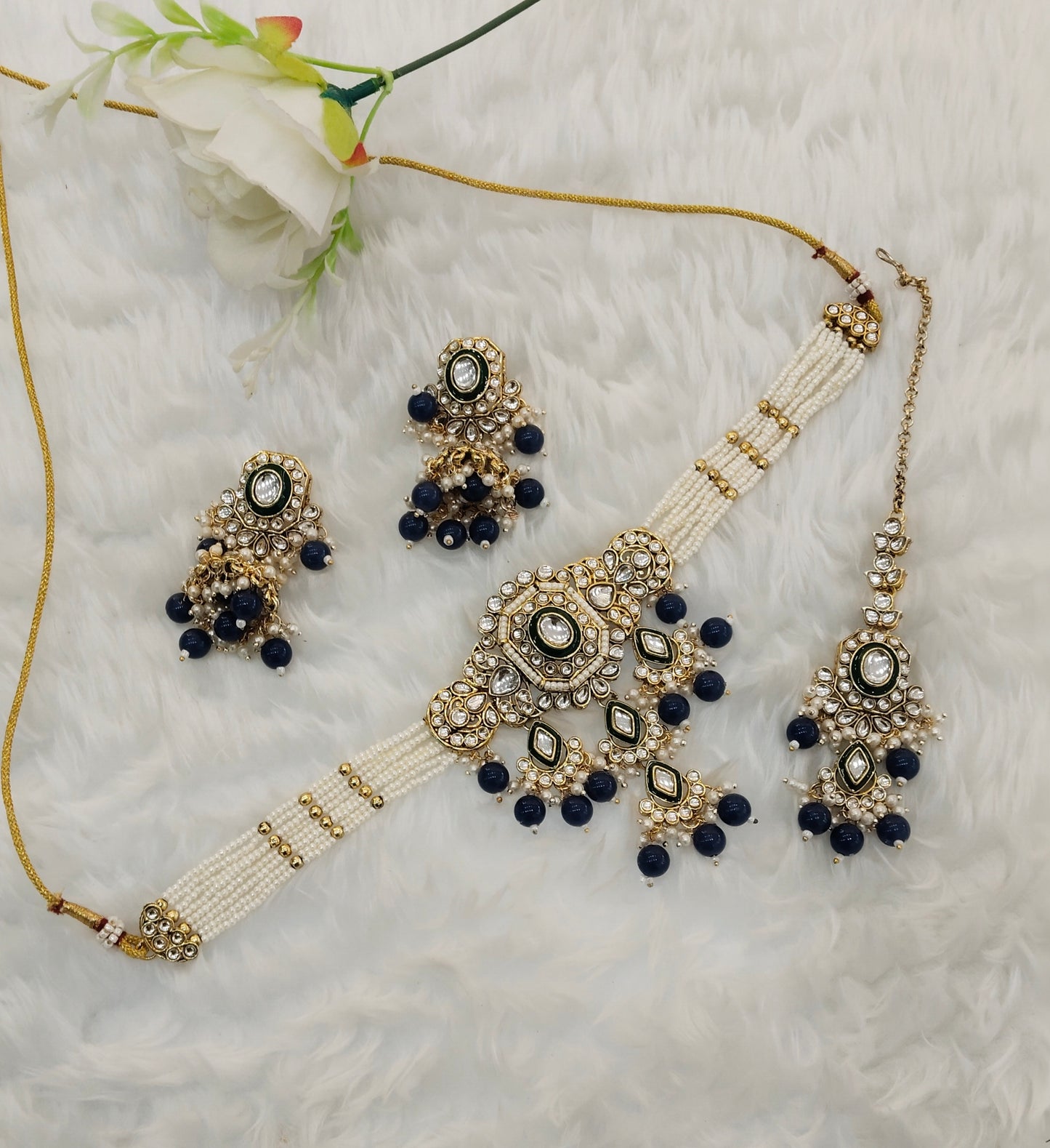 Blue Kundan Choker Jewellery Doms Set
