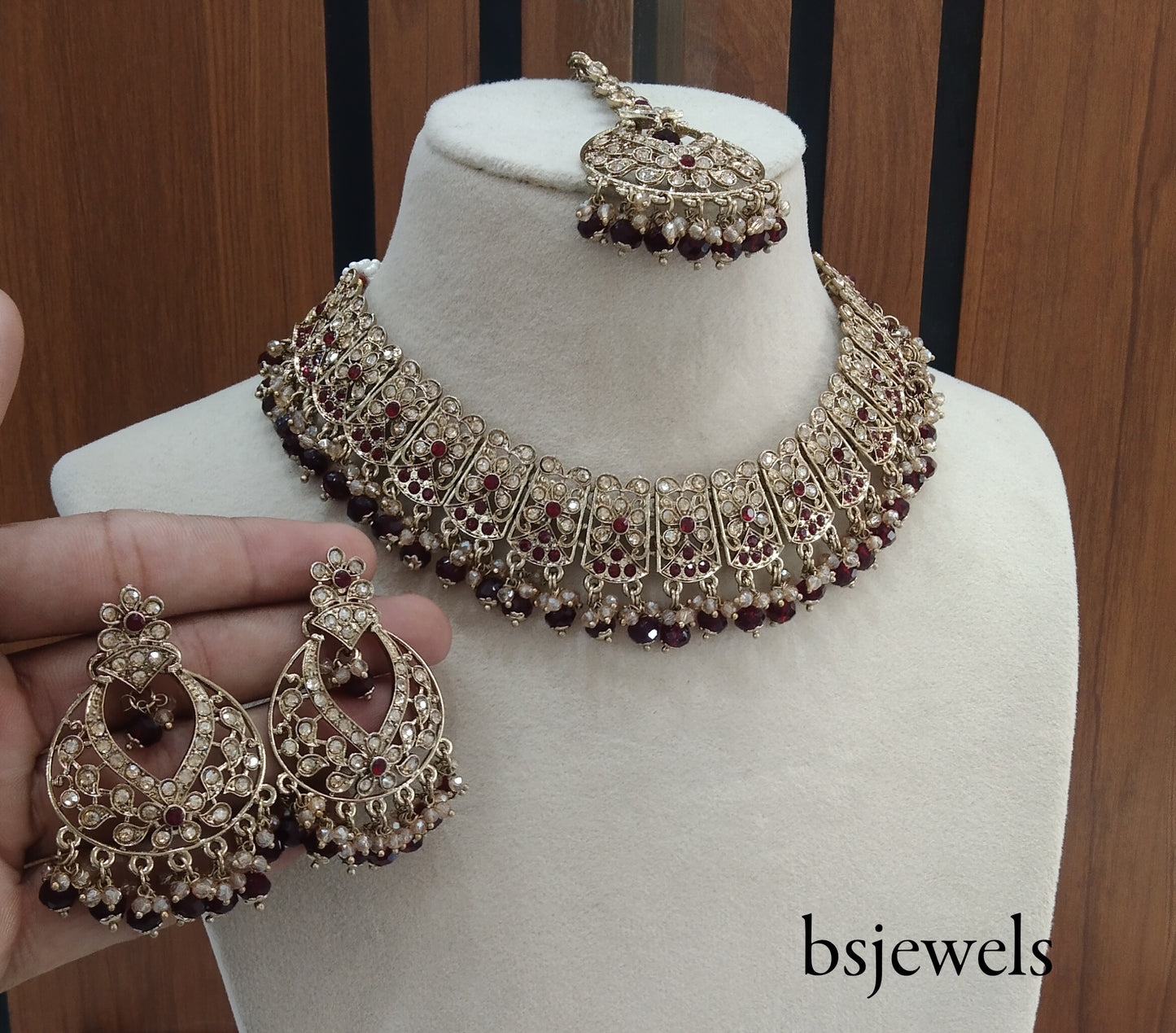 Antique Gold Maroon Necklace Jewellery Isha Bollywood Set