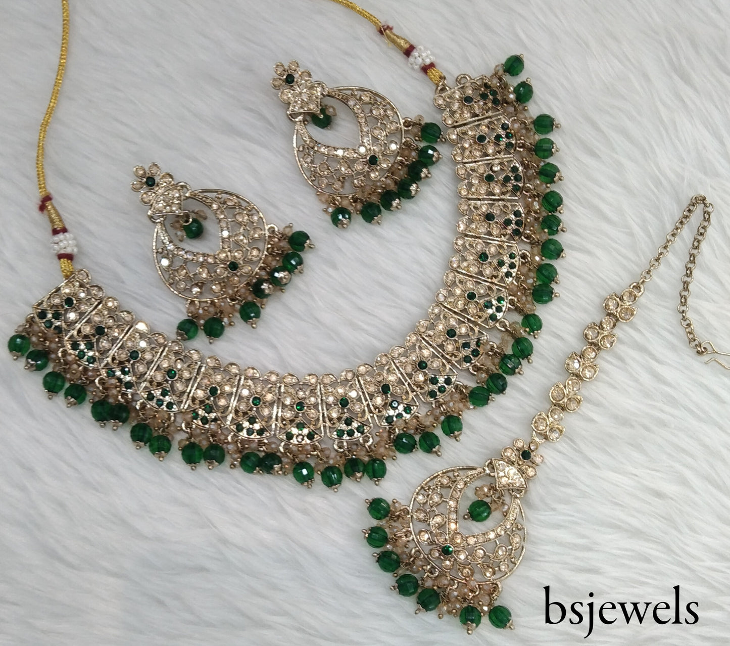 Antique Gold Green Necklace Jewellery Isha Bollywood Set