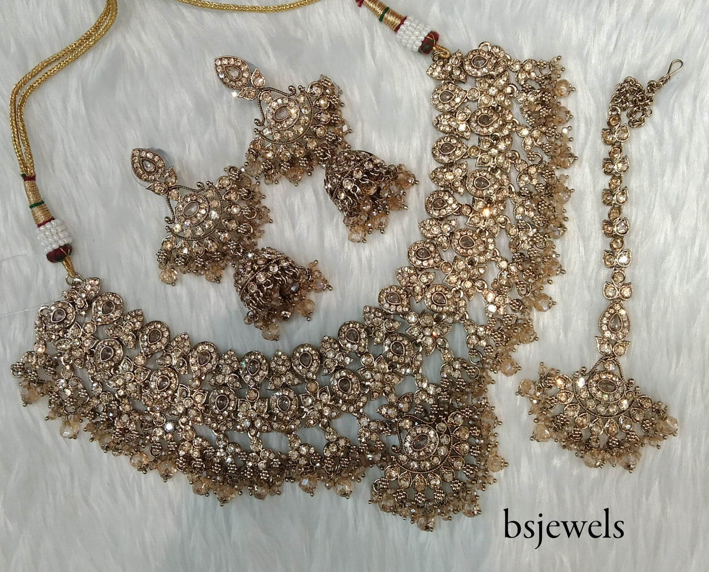 Antique Gold Necklace Jewellery Binder Bollywood Set