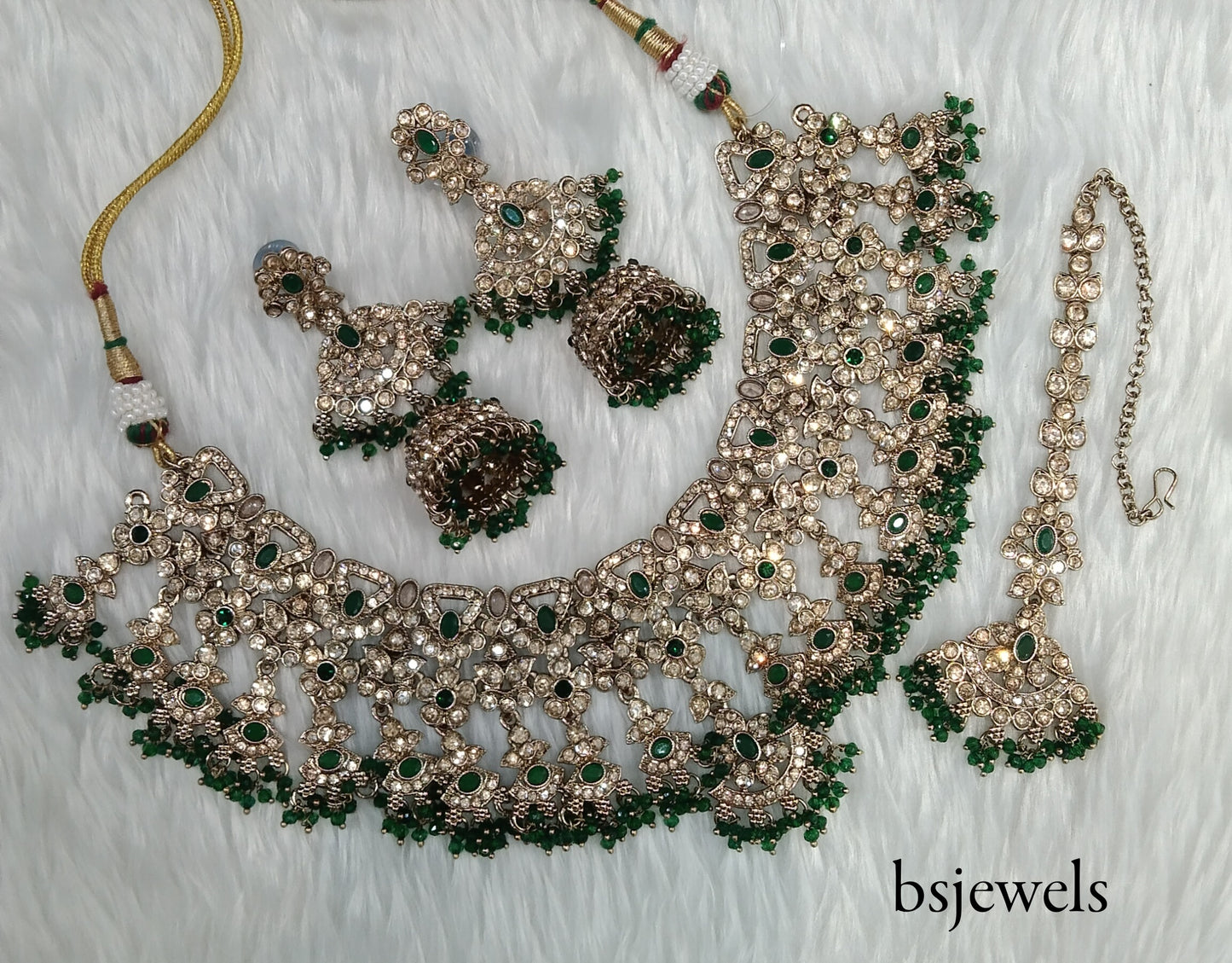 Antique Gold Green Necklace Jewellery Binder Bollywood Set