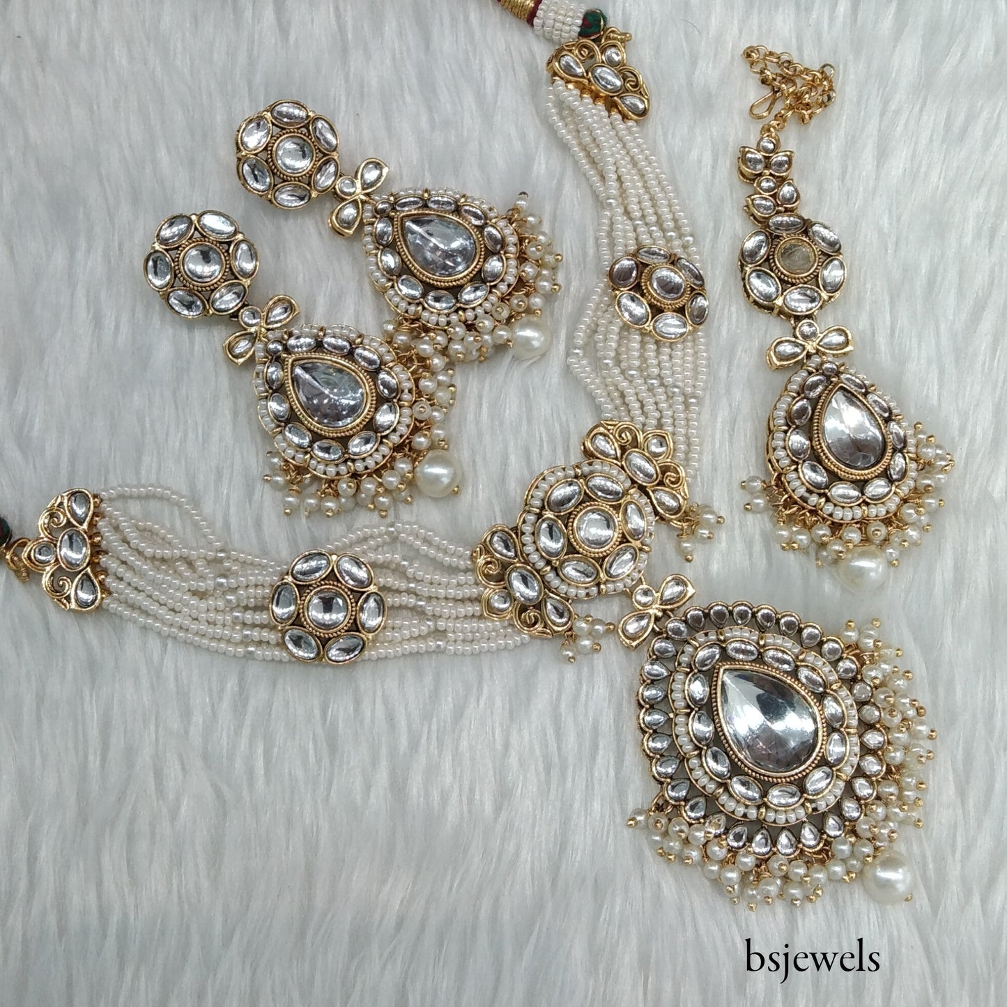 Gold Kundan Choker Jewellery balwinder Set