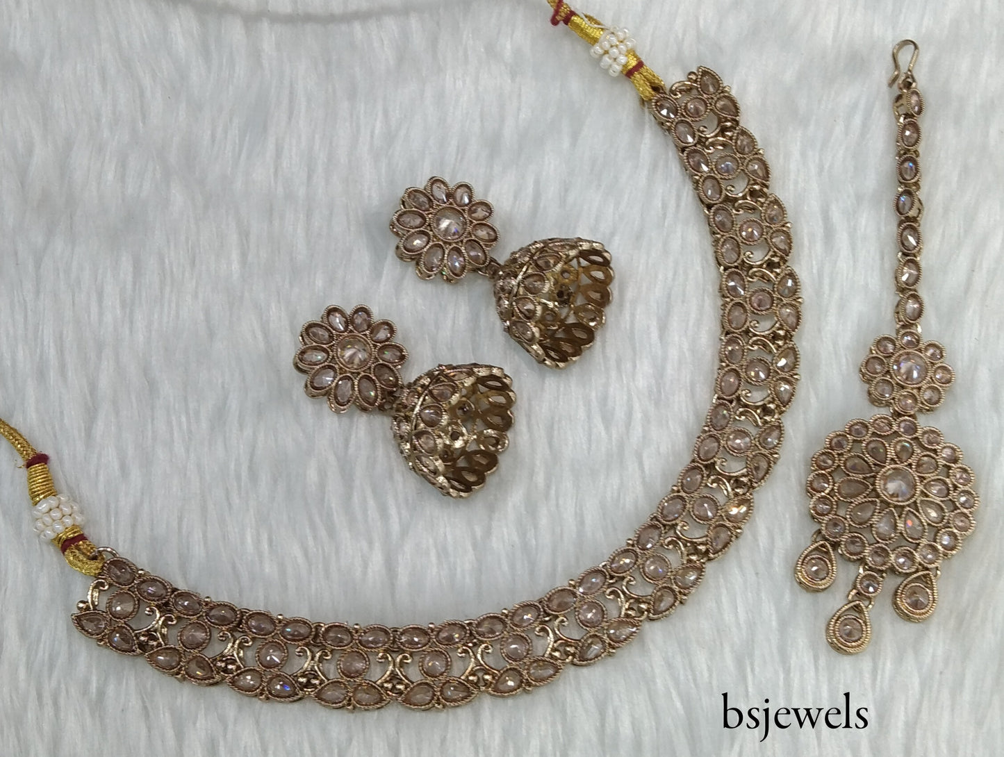 Antique Gold Necklace Jewellery Nisha Bollywood