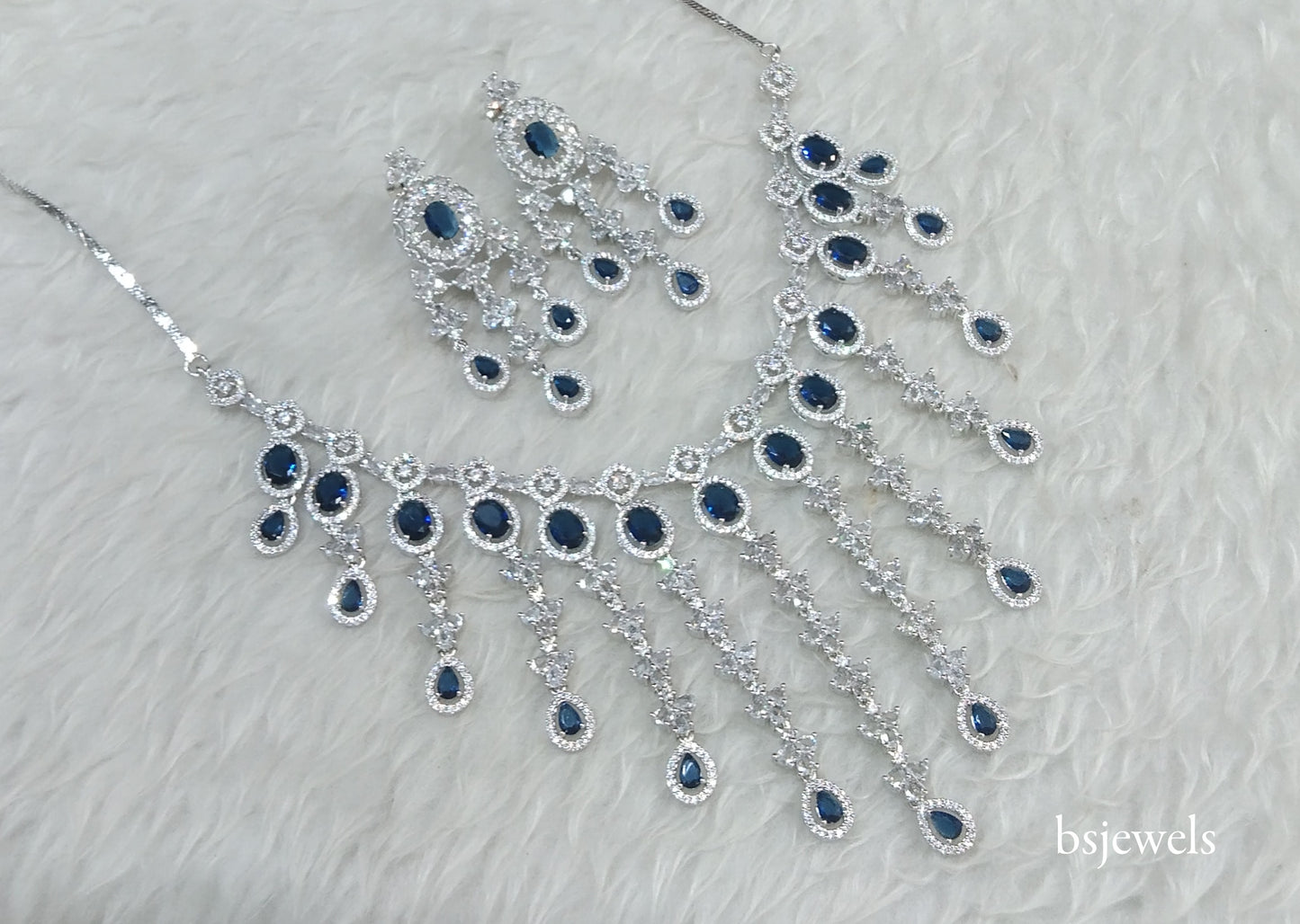 Silver Green American Diamond Ad Luna Necklace Set