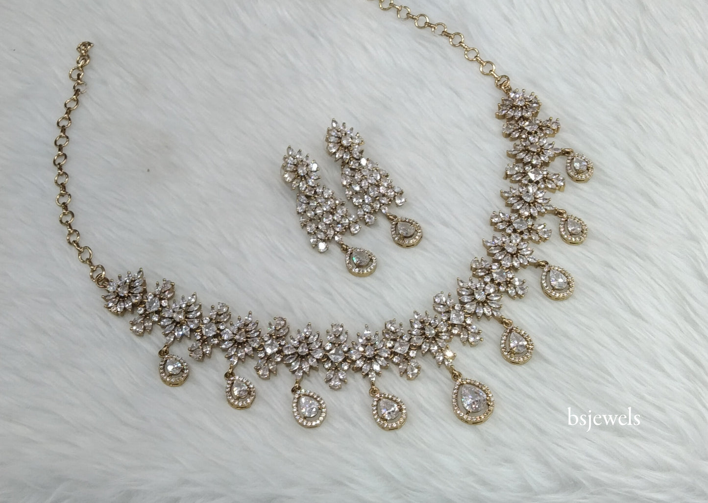 Antique American Diamond Ad Simrit Necklace Set