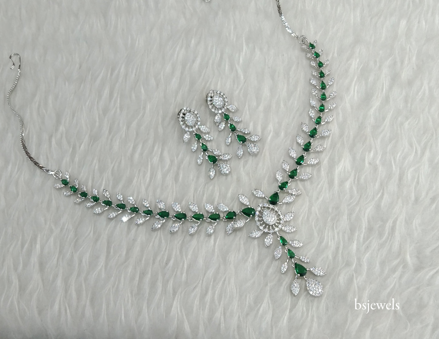 Silver Green American Diamond Ad Navjot Necklace Set
