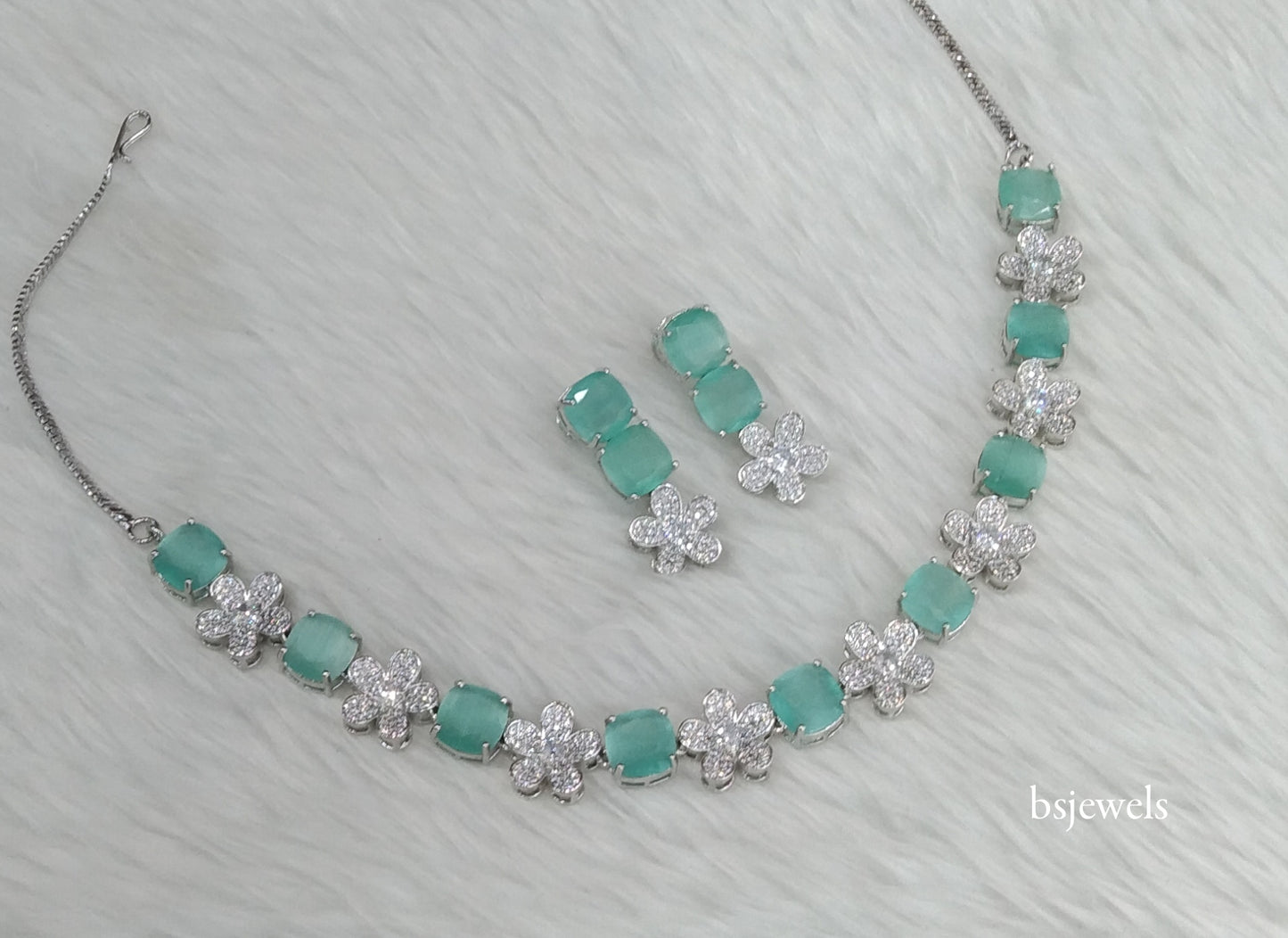 Silver Mint American Diamond Ad Ishmeet Necklace Set
