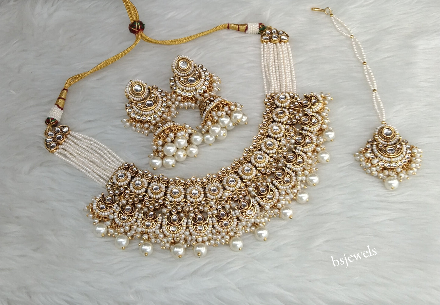 Gold White Kundan Zola Necklace sets