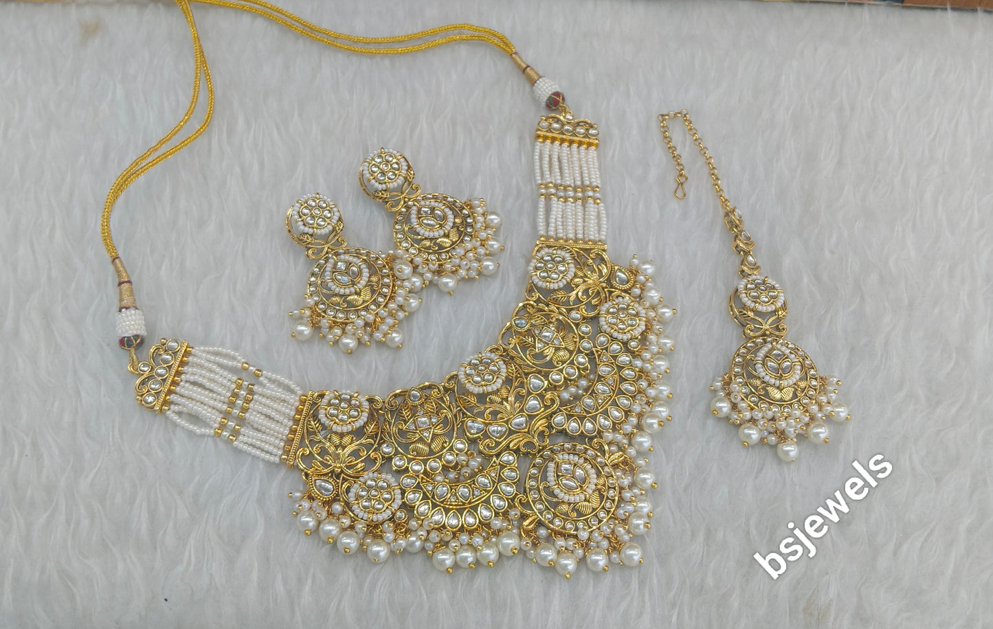 Gold White Kundan Gargi Necklace sets