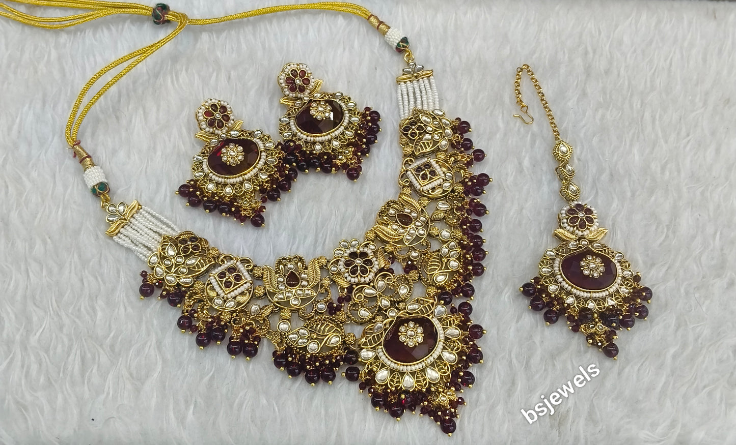 Gold Maroon Kundan Vina Necklace sets