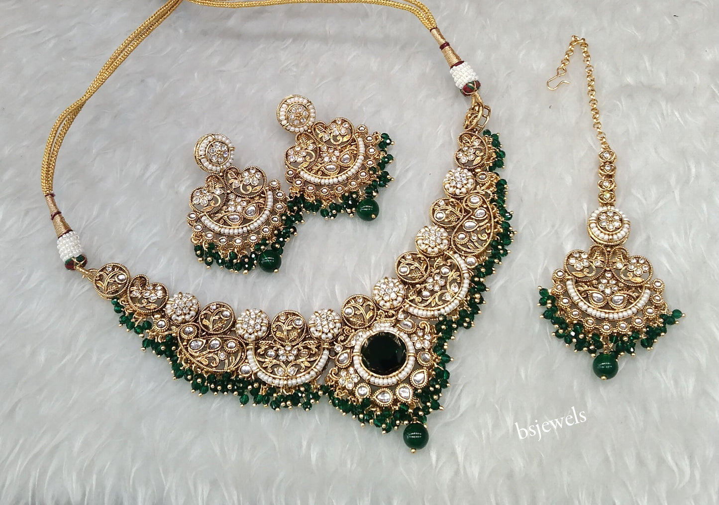 Gold Green Kundan Necklace Zoin sets