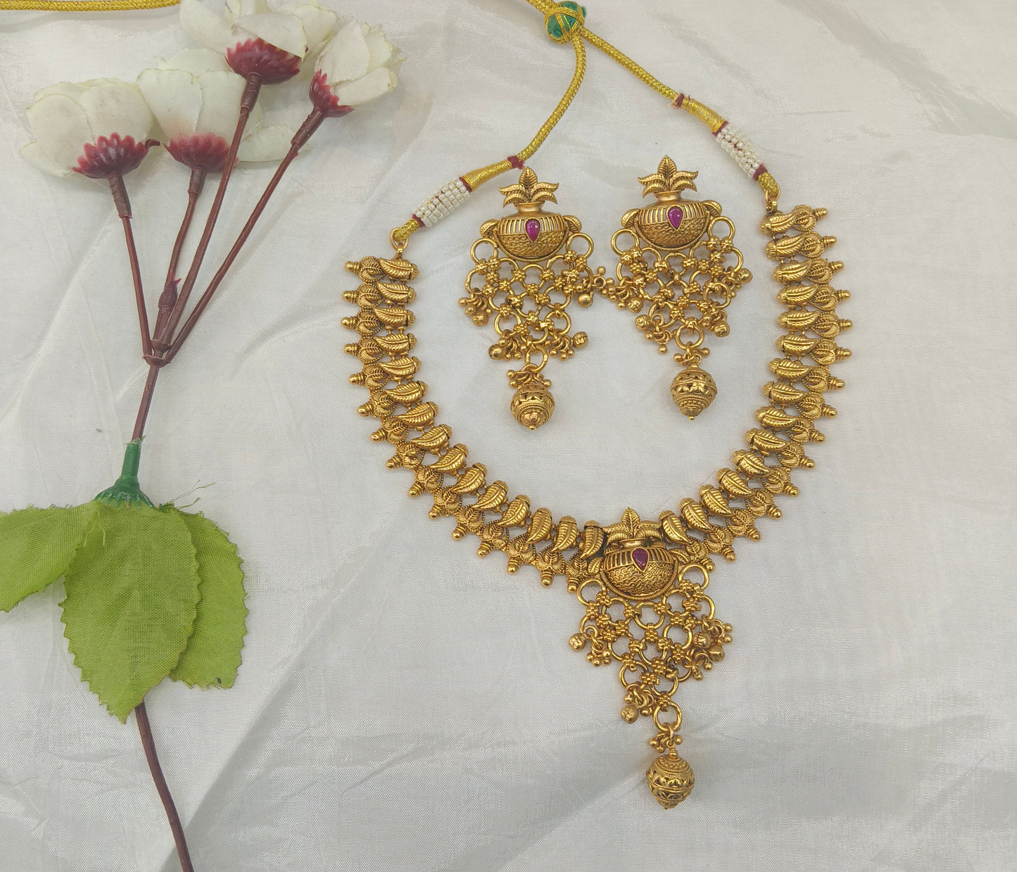 Gold Polki Necklace Jewellery Amiri Sets