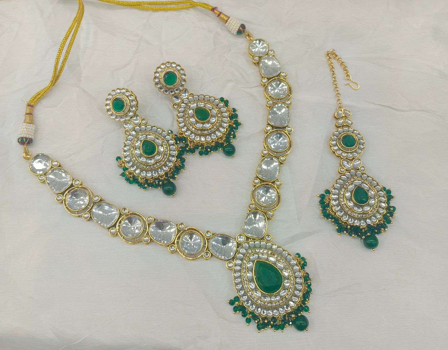Gold Green Kundan Nacklace Gauri sets