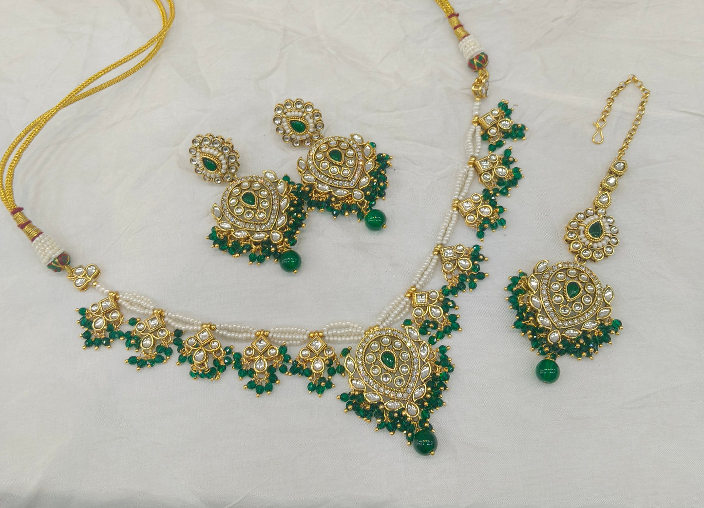 Gold Green Kundan Nacklace Hema sets