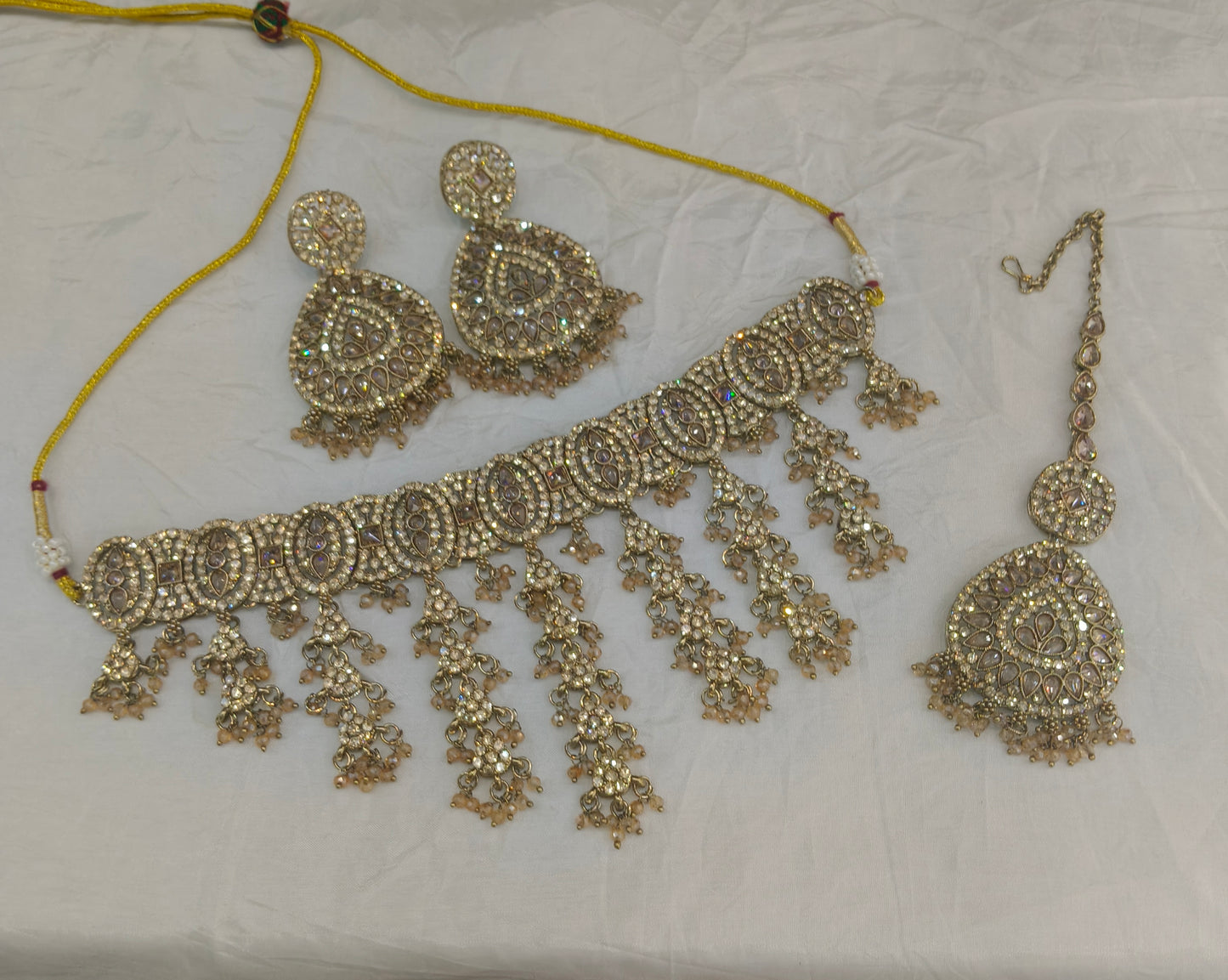 Antique Crystal Choker Jewellery Inder Set