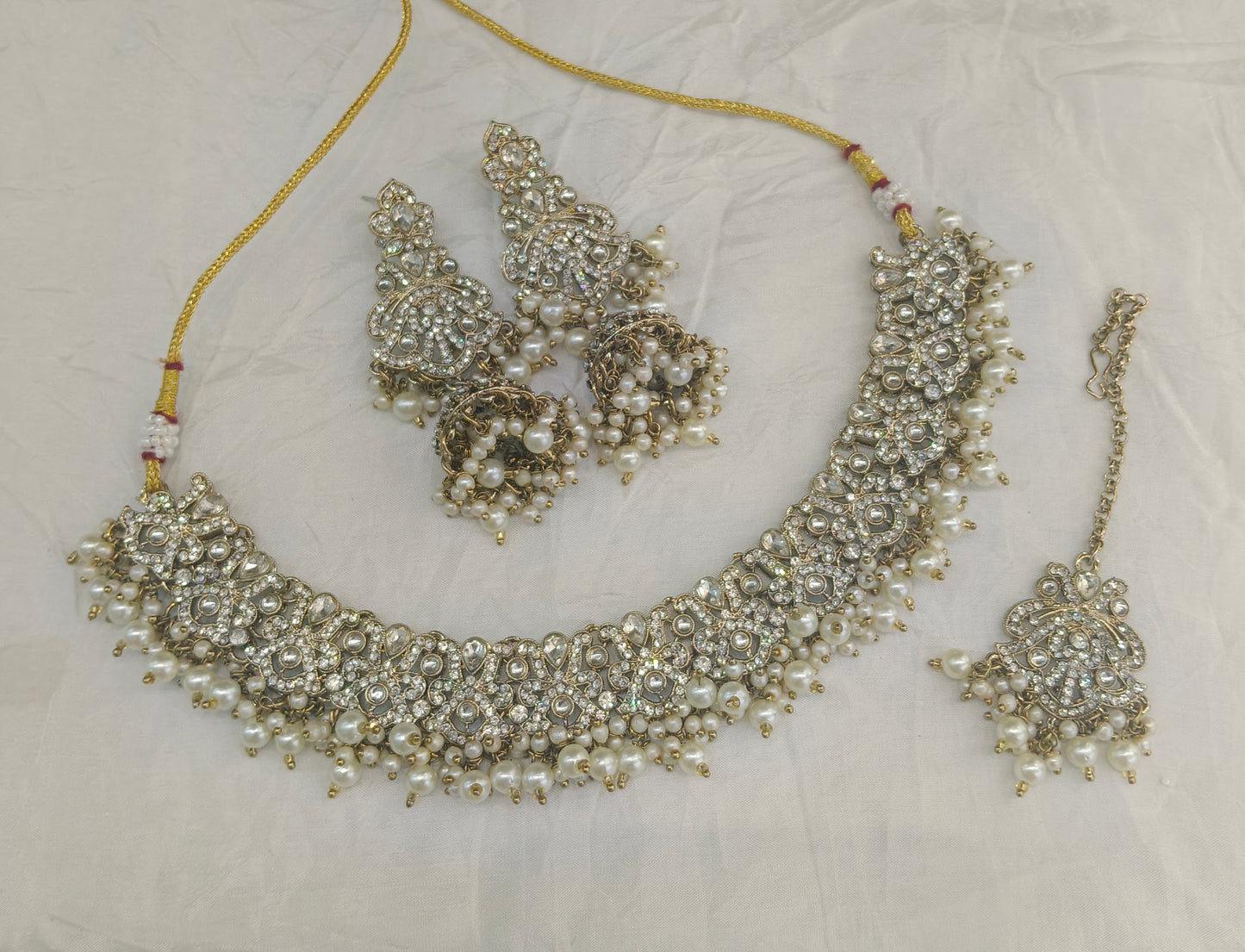 Antique Gold Necklace Anvi sets