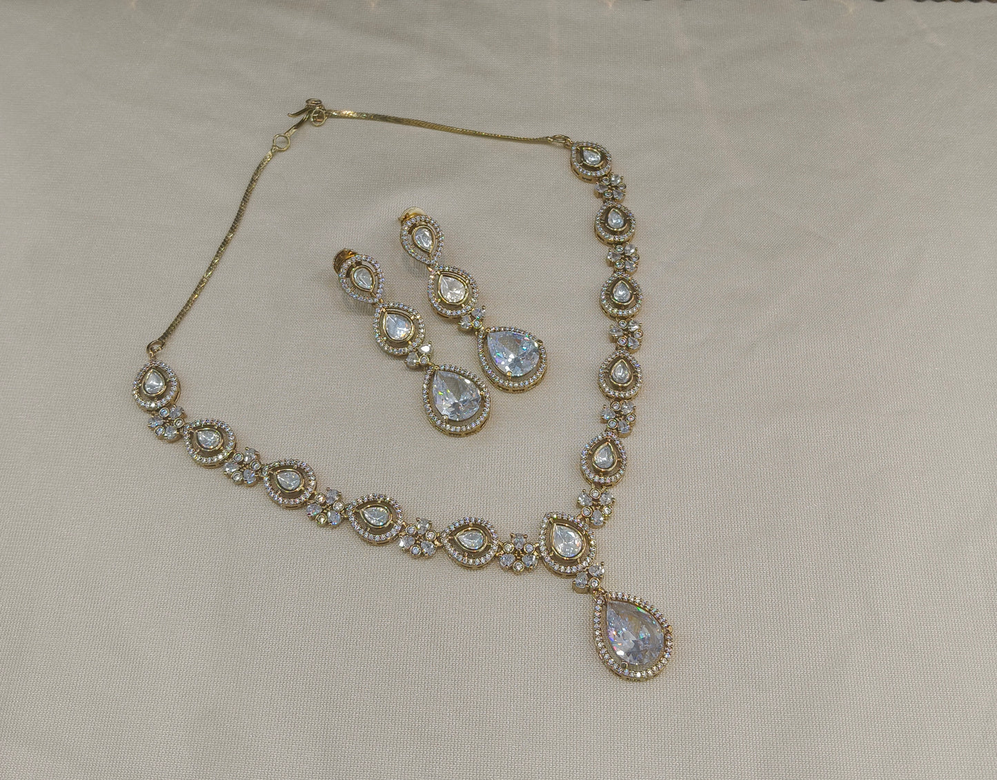 Antique Gold Moissanite Kundan Necklace Jewellery Hina Set