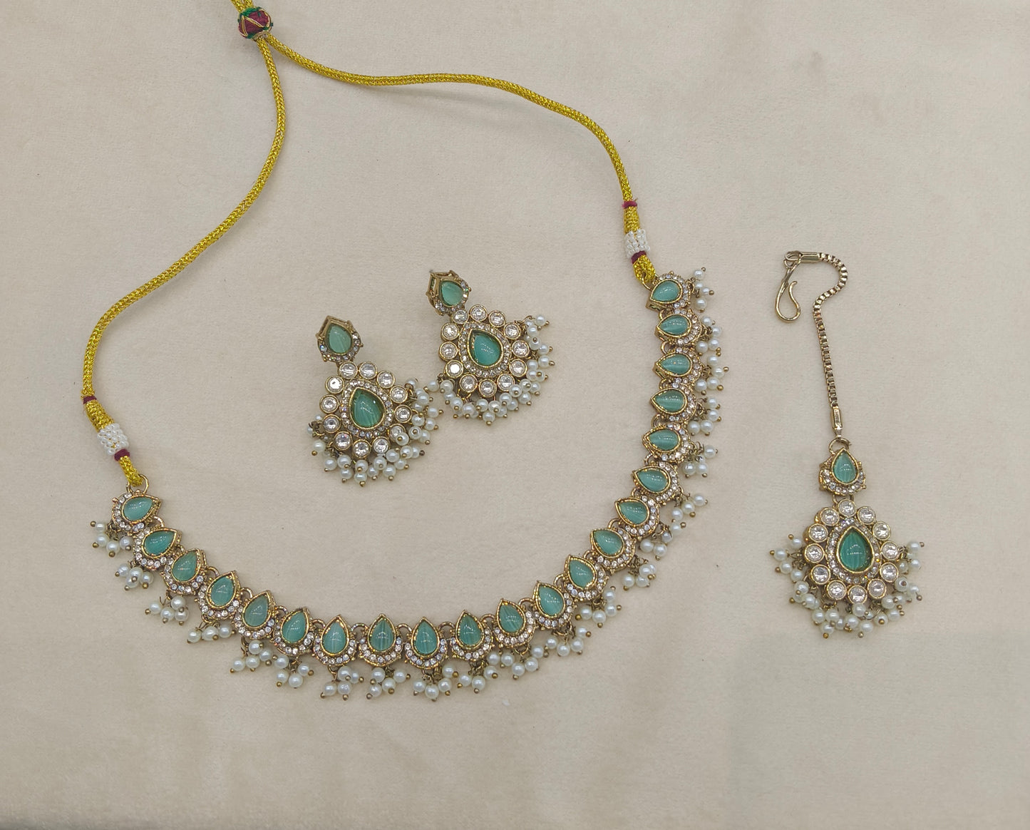 Antique Gold Pista Moissanite Kundan Necklace Jewellery Semu Set