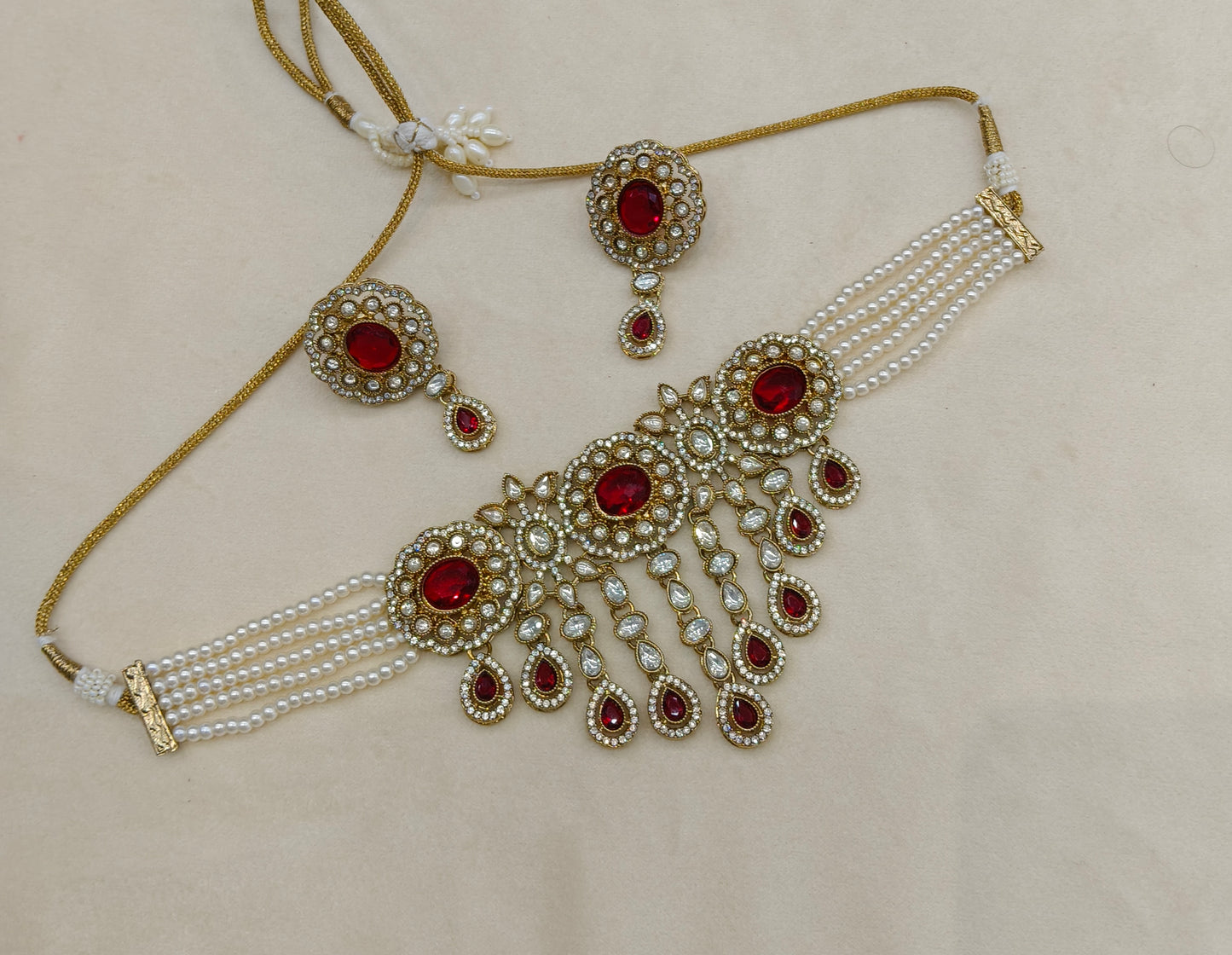 Antique Maroon Moissanite Kundan Choker Jewellery Soza Set