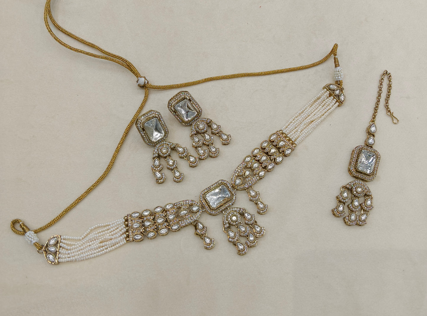 Antique Moissanite Kundan Choker Jewellery Soza Set