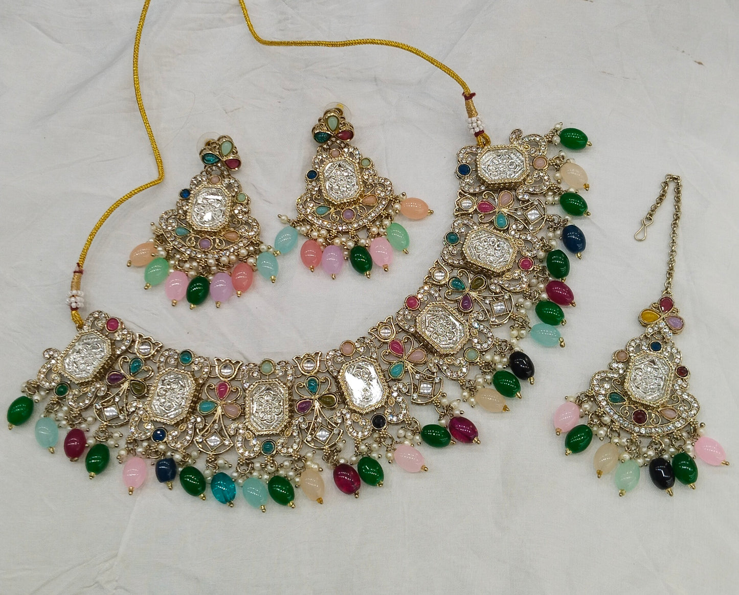 Antique Gold Multicolor Kundan Necklace Rony sets