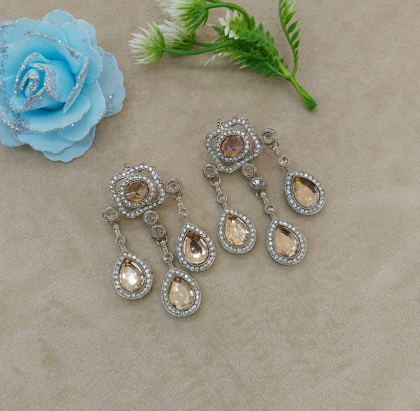 Antique Gold Bollywood Ratan Earrings