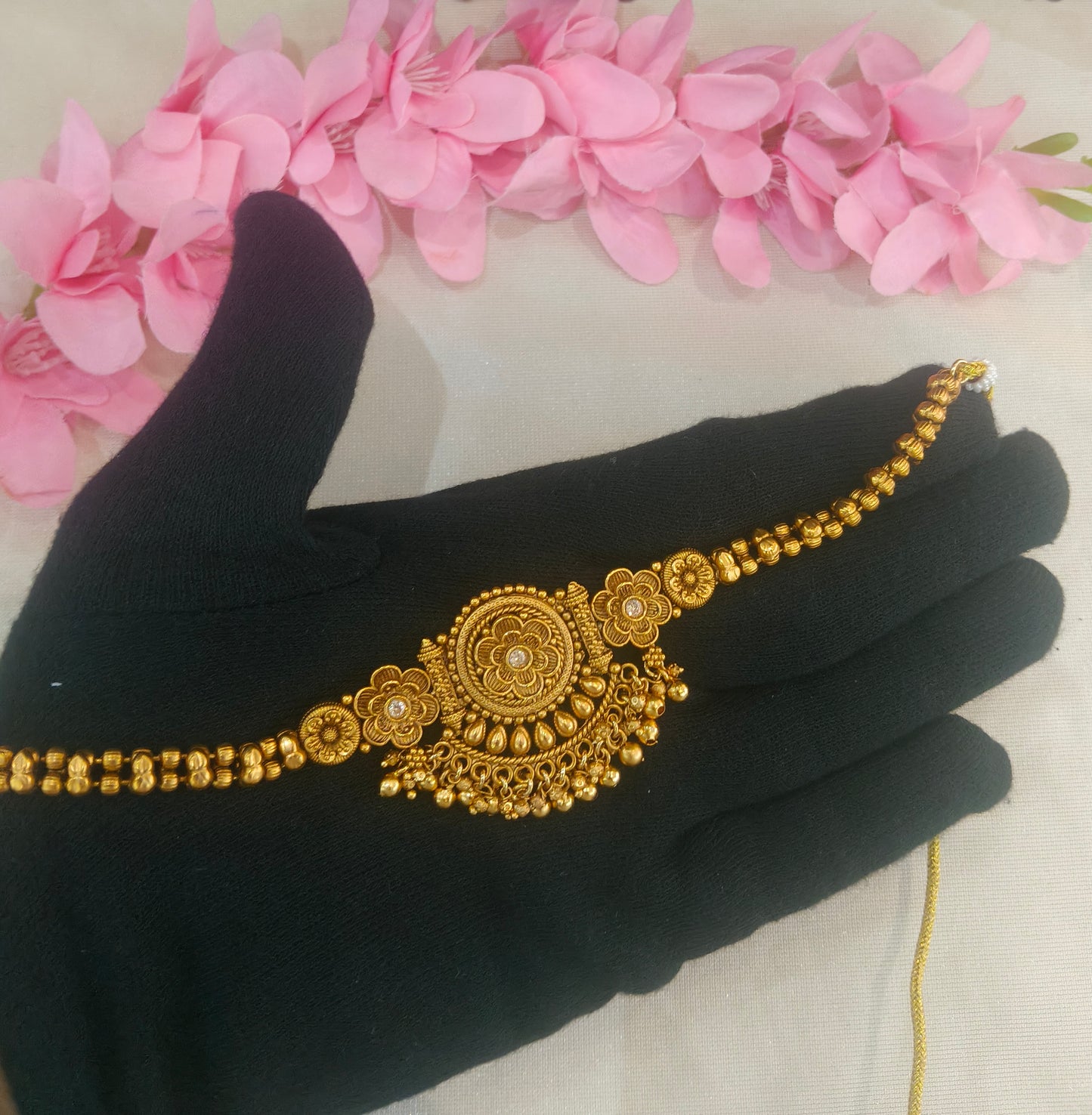 Gold Polki ChokerJewellery Litika Set