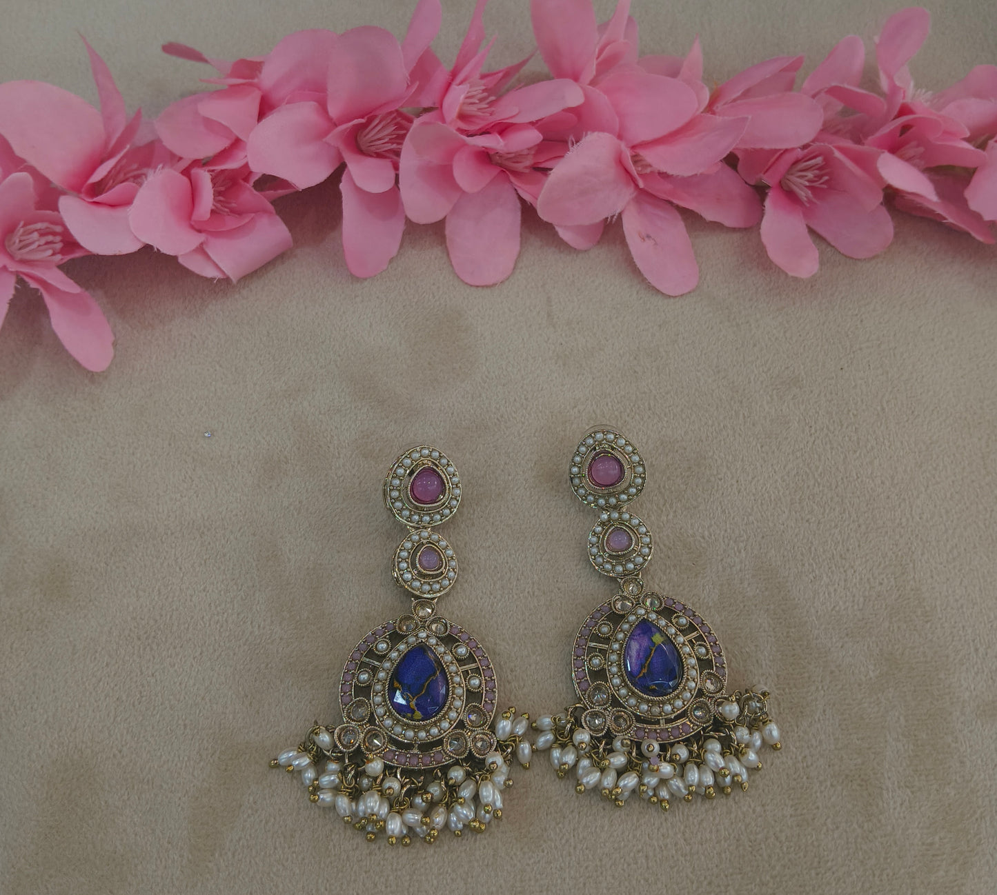 Antique Kundan Bollywood Kanif Earrings